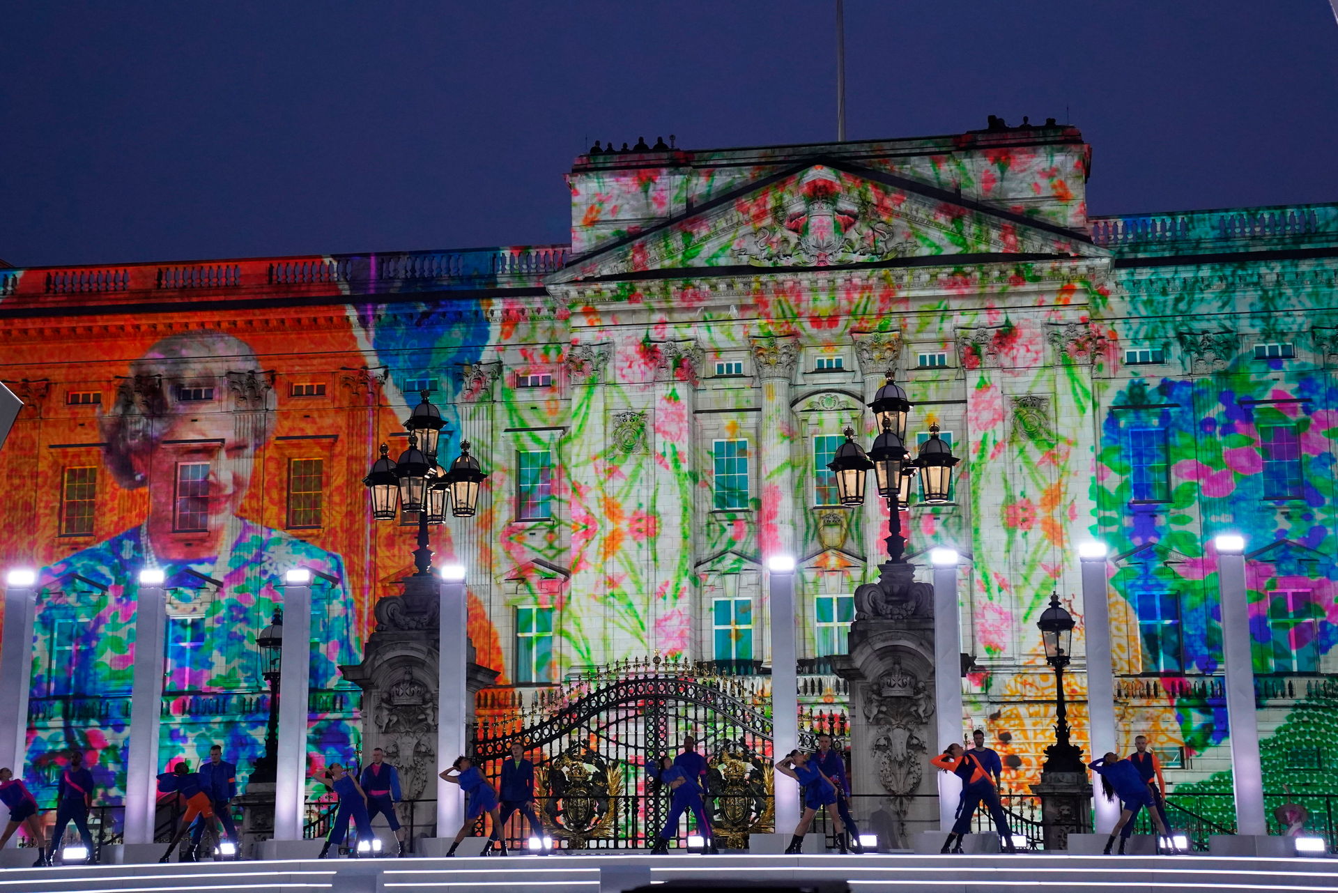 An image of Queen Elizabeth II is projected onto Buckingham Palace during the Platinum Jubilee concertin front of Buckingham Palace. Photo / AP