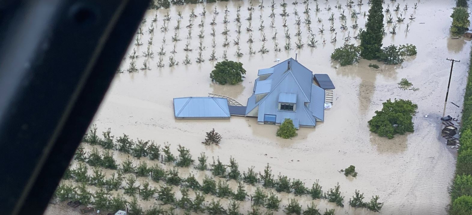 Flooding next to the Tūtaekurī River in Hawke’s Bay last year. Many in the region had to rely on broadcast services after the internet and mobile phone services failed. Photo / Cam Taylor