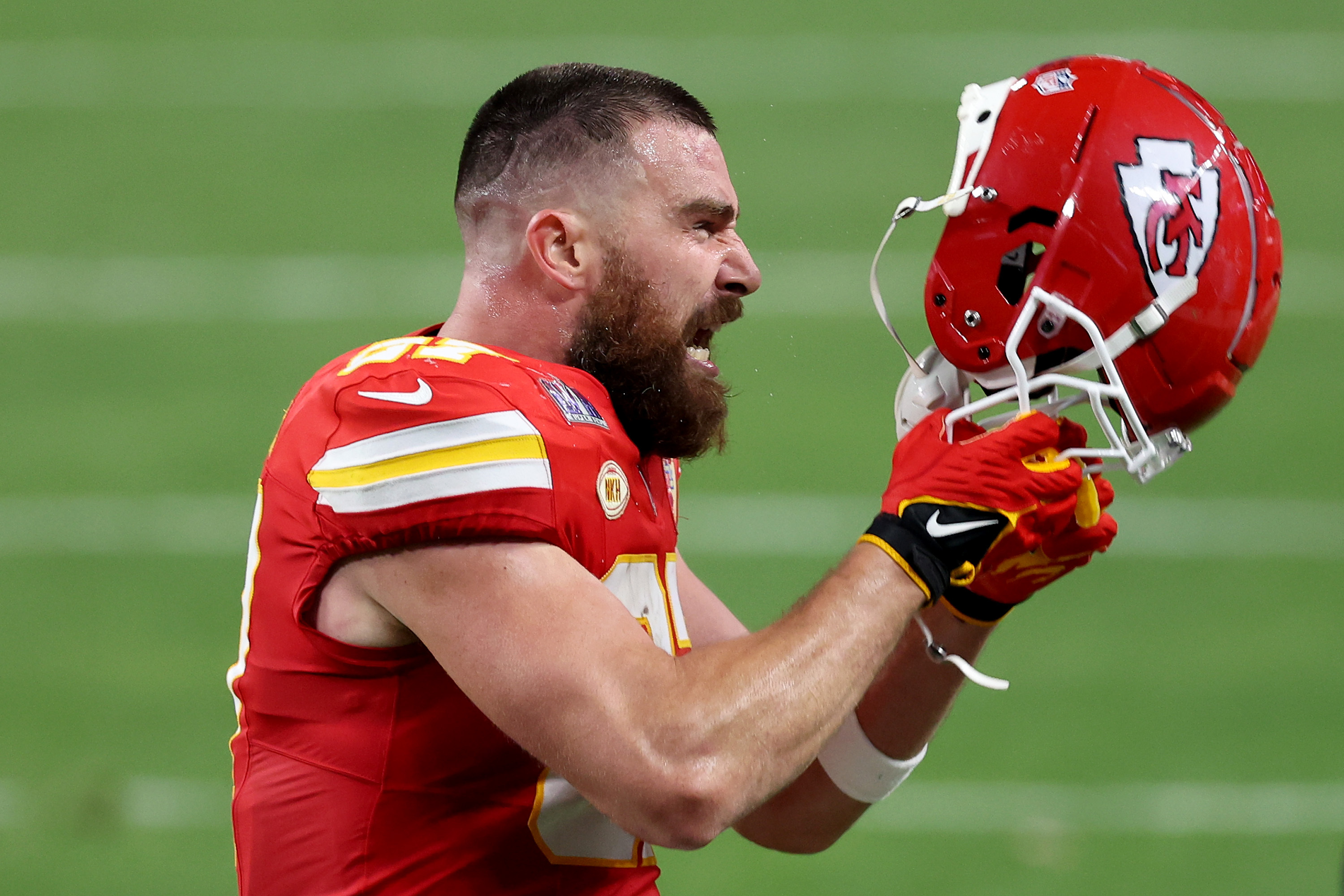 Kansas City Chiefs Tight End Travis Kelce had a heated interraction with head coach Andy Reid during the Super Bowl.
