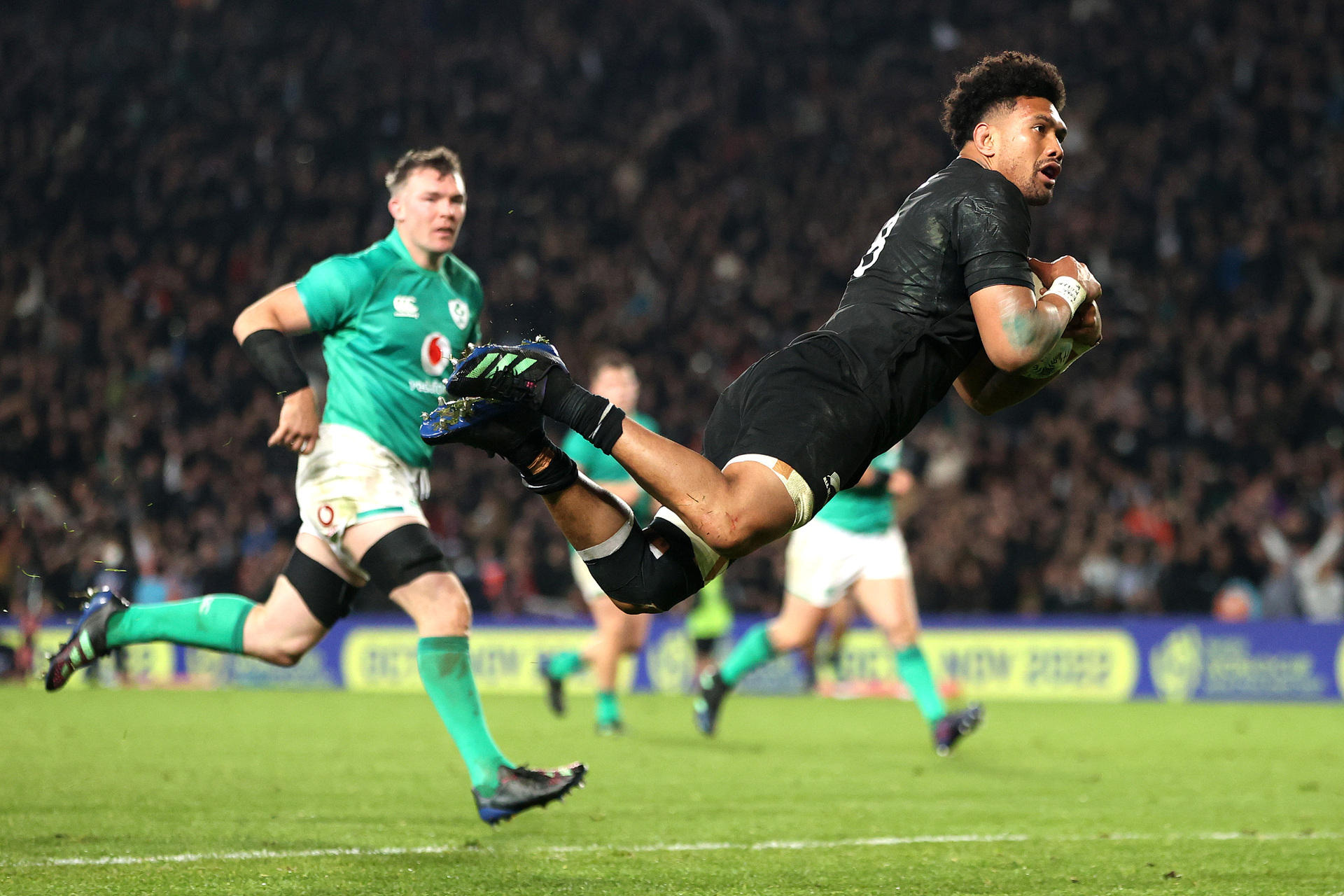 Ardie Savea scores his second try in last night's match. Photo / Getty Images