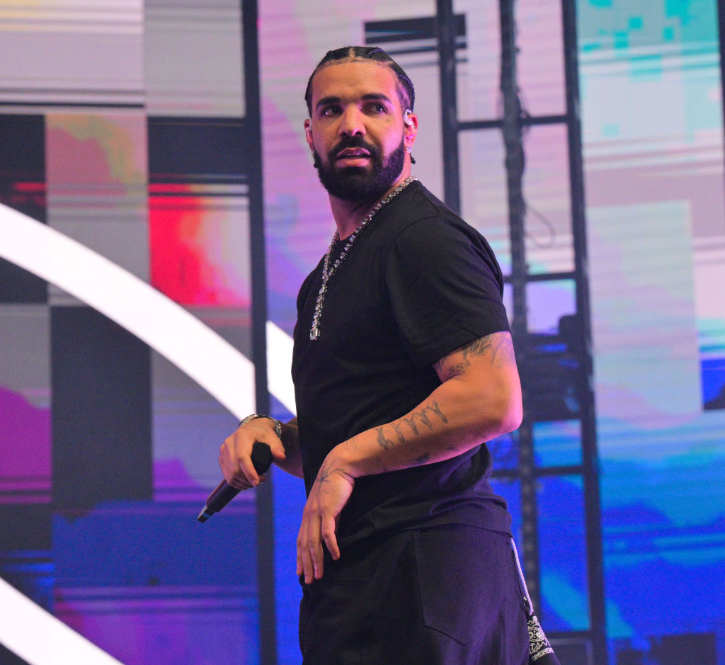 Drake called out a fan-made video in which he appeared to be rapping another artist's song. Photo / Getty