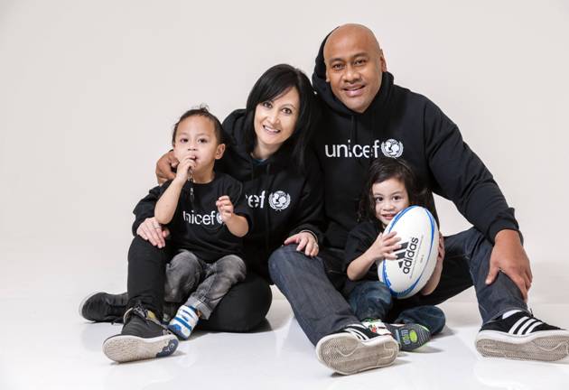 Nadene and Jonah Lomu, with their kids.