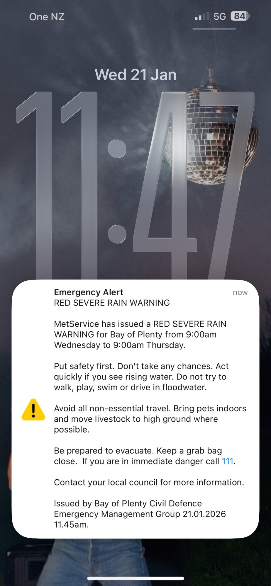 An emergency phone alert for a red servere rain warning has been sent out by MetService in the Bay of Plenty.