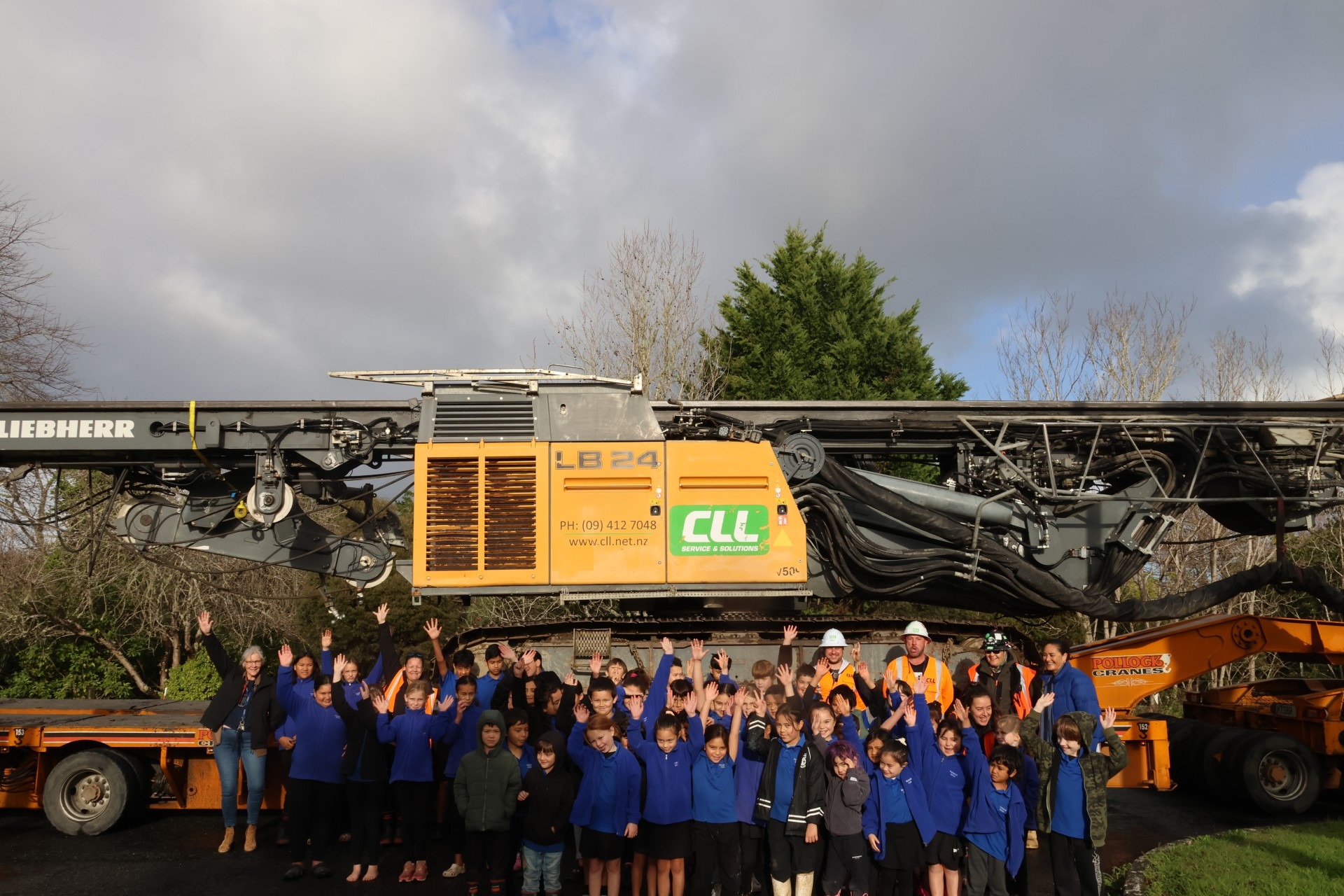 One of the drilling rigs that completed its final pile on the Mangamuka repair project recently called into Pamapuria School on the way back to Auckland, much to the delight of the children