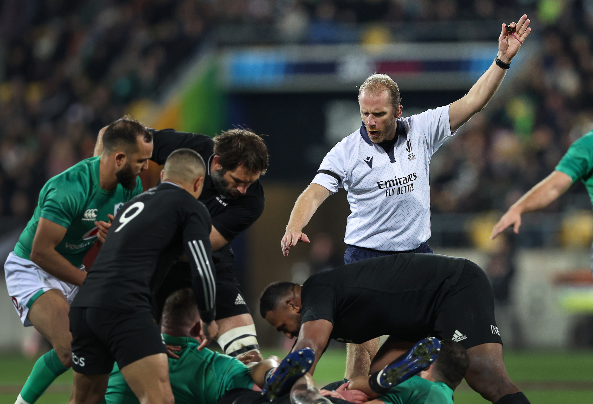 Referee Wayne Barnes awards a penalty. Photo / Photosport