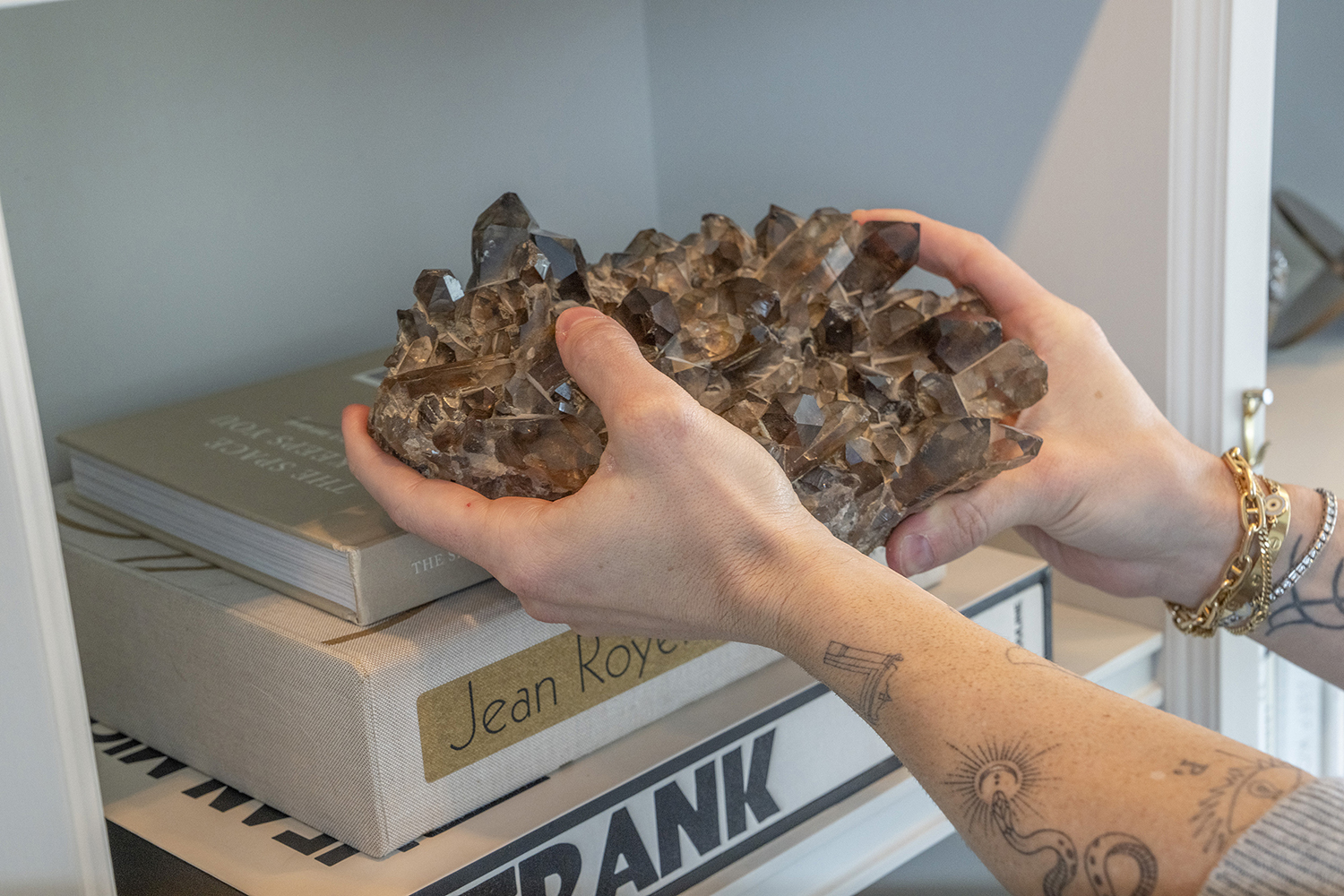 Brent and his husband, Nate Berkus, continually adjust the objects displayed on the shelves in their den. “It’s like a little cabinet of curiosities,” he said. Photo / Tony Cenicola, The New York Times