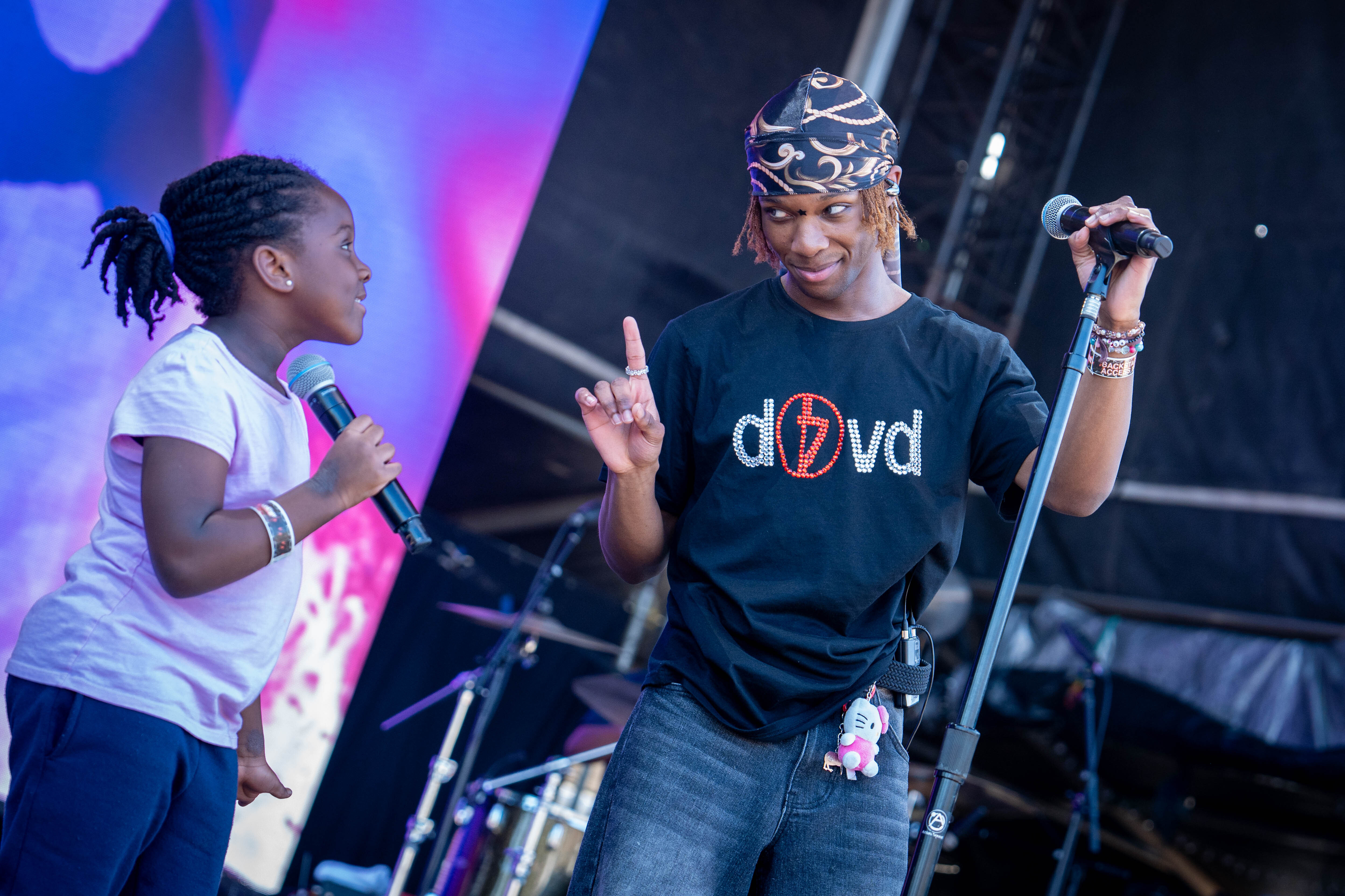 D4vd and his little sister perform at Laneway. Photo / Carson Bluck