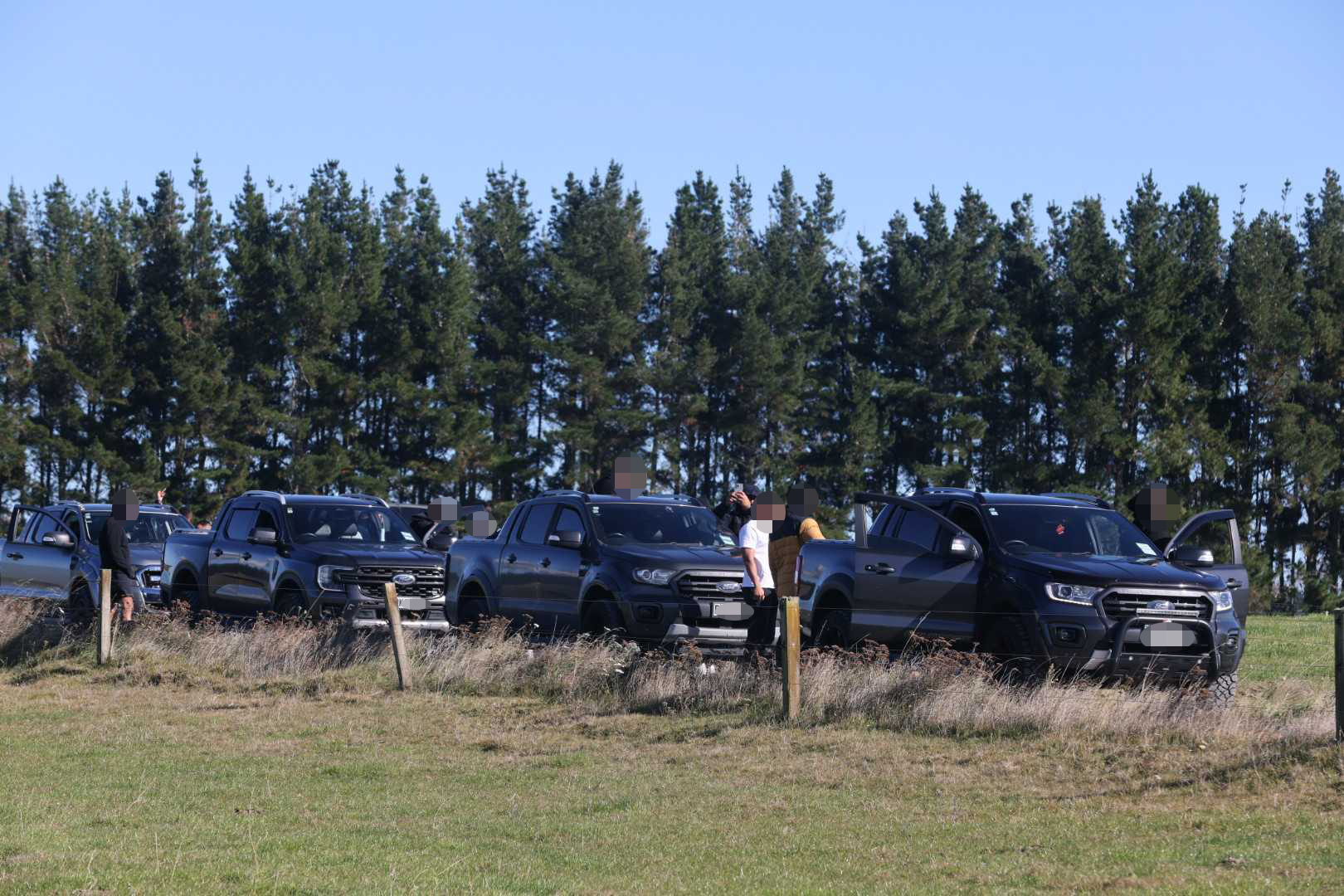A convoy of cars has arrived at the rural property where the suspect in the Ponsonby shooting has been found dead. Photo / Andrew Warner