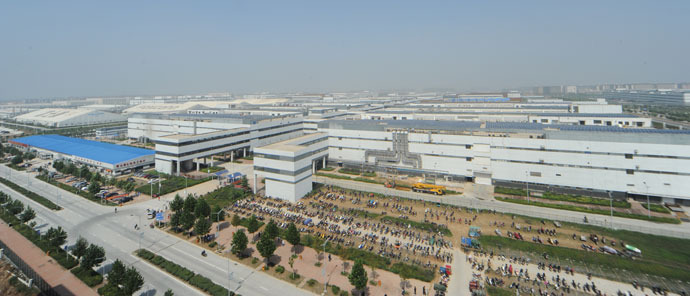iPhone - imHon-Factory Worker exodus, Covid-19 lockdown in world's largest iPhone