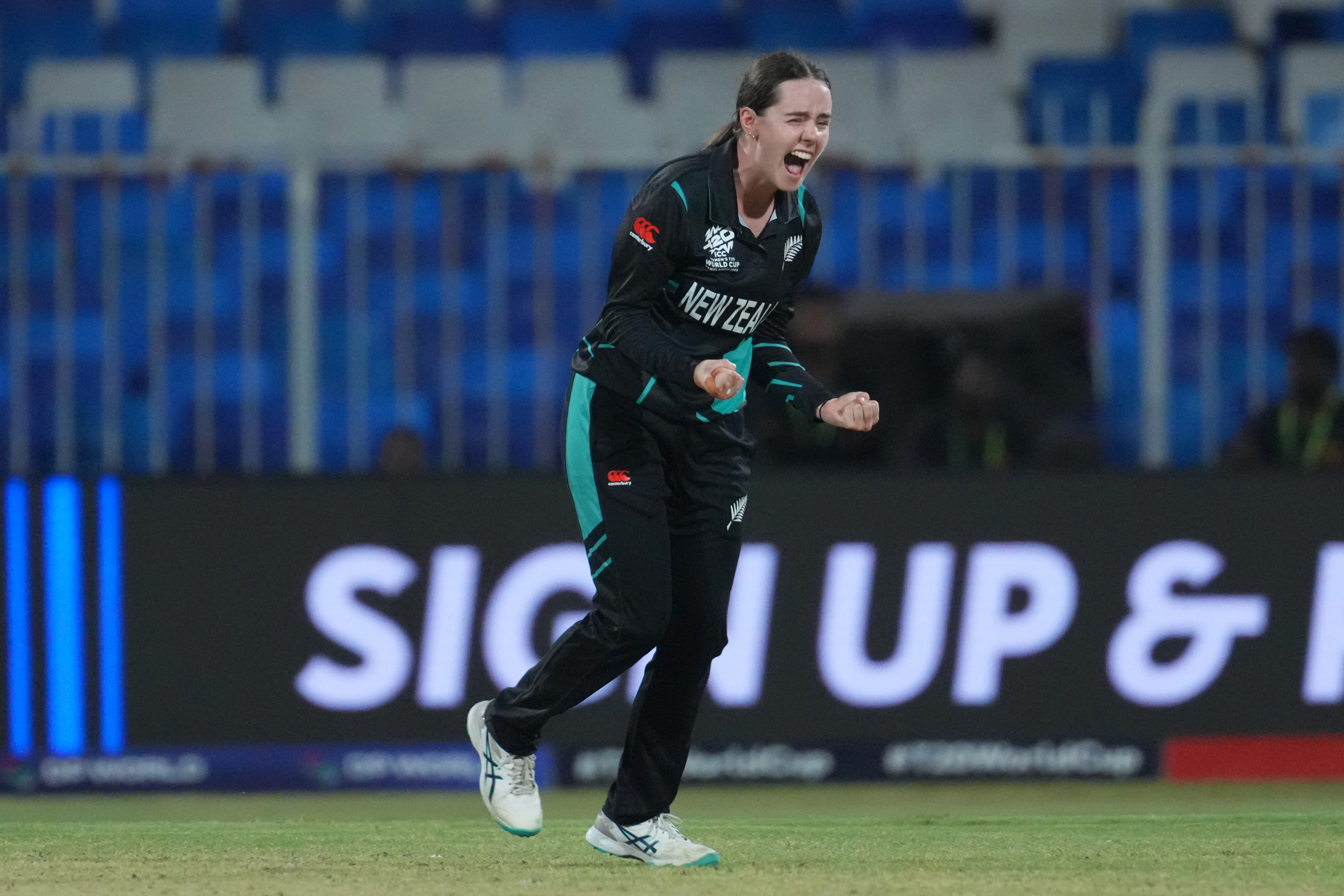 Fran Jonas celebrates a wicket. Photo / Photosport
