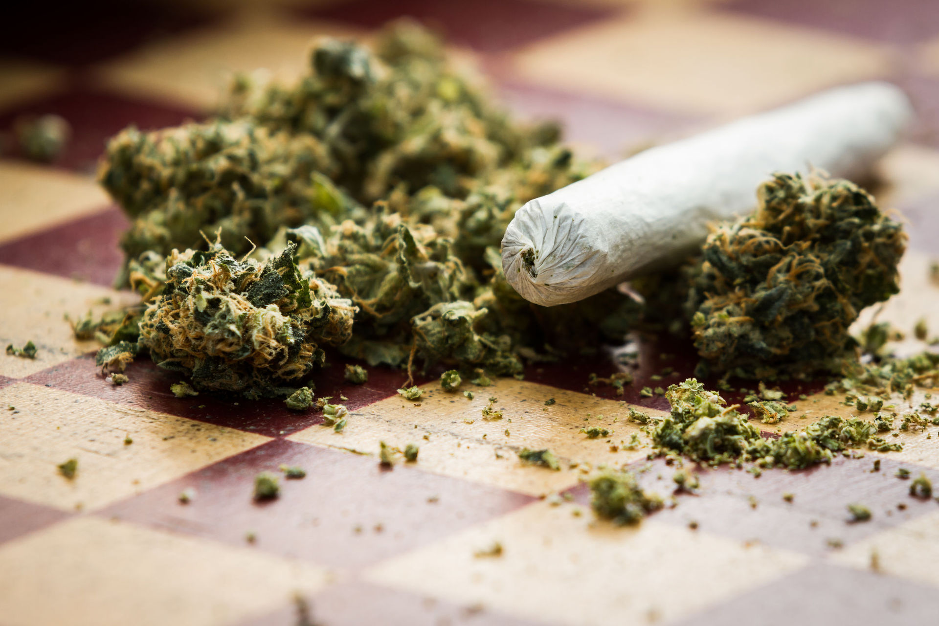 Under the proposed framework for legalisation, a person 20 or over could buy the equivalent of 14g of dried cannabis a day - enough for 30 joints. Photo / 123rf