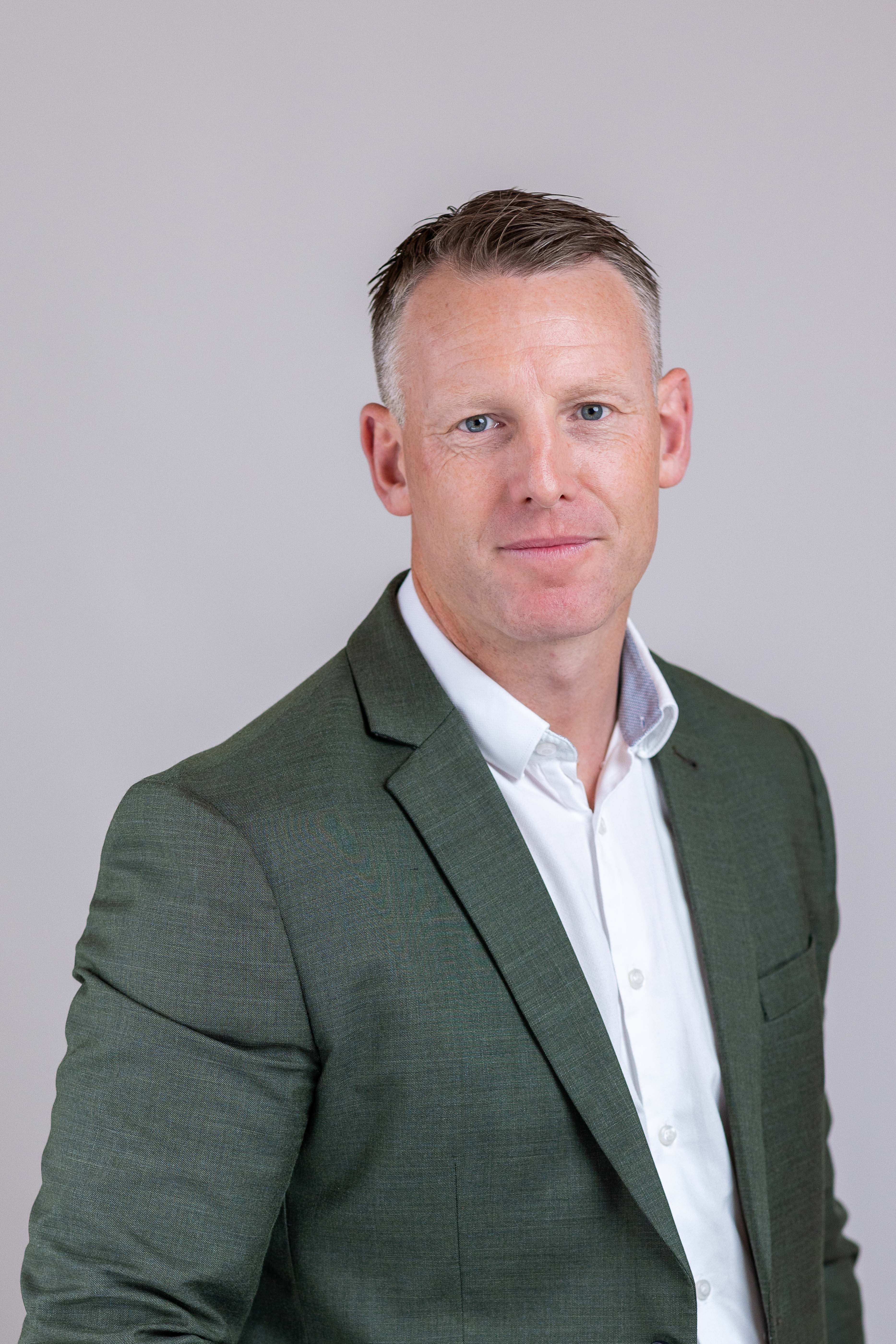 Northland Chamber of Commerce chief executive Darryn Fisher says legal expertise is being sought after Transpower said it would not provide any compensation to businesses for the loss of power.