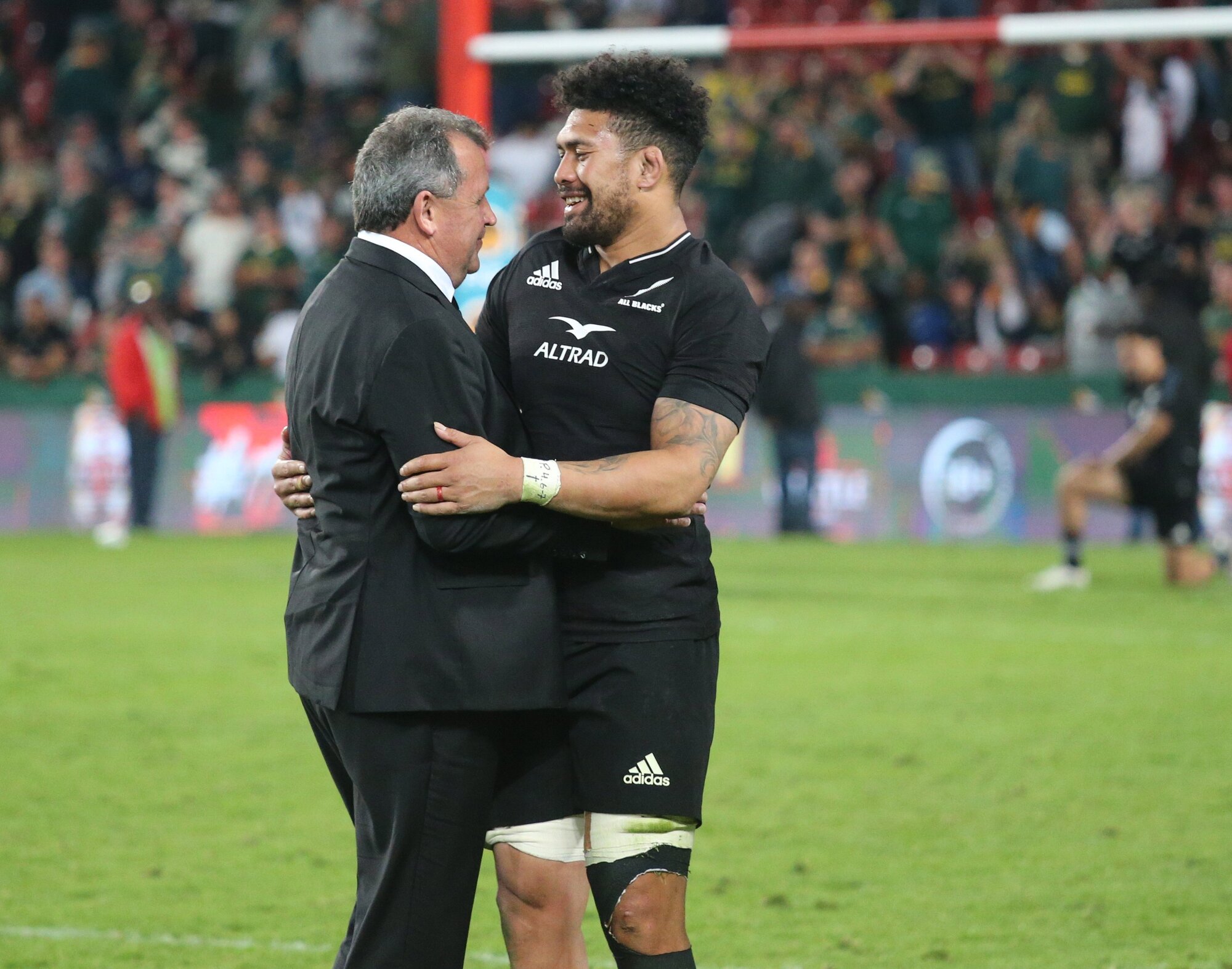 Ian Foster celebrates with Ardie Savea after beating South Africa at Ellis Park in 2022. Photo / Photosport