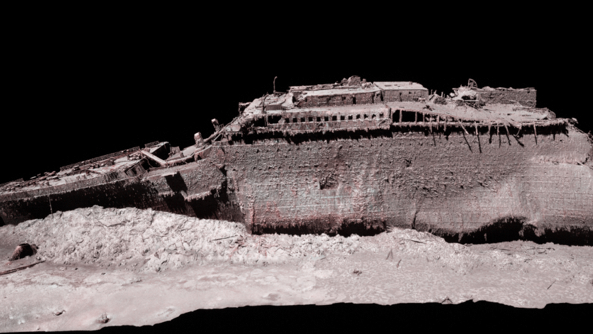 Advanced 3D model goes inside Titanic wreck