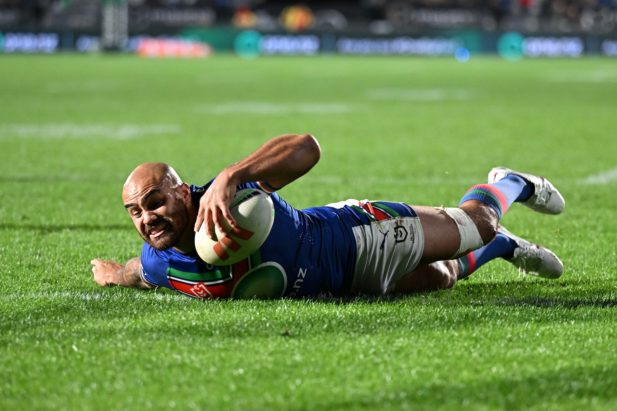Dylan Walker heads over the line. Photo / photosport.nz