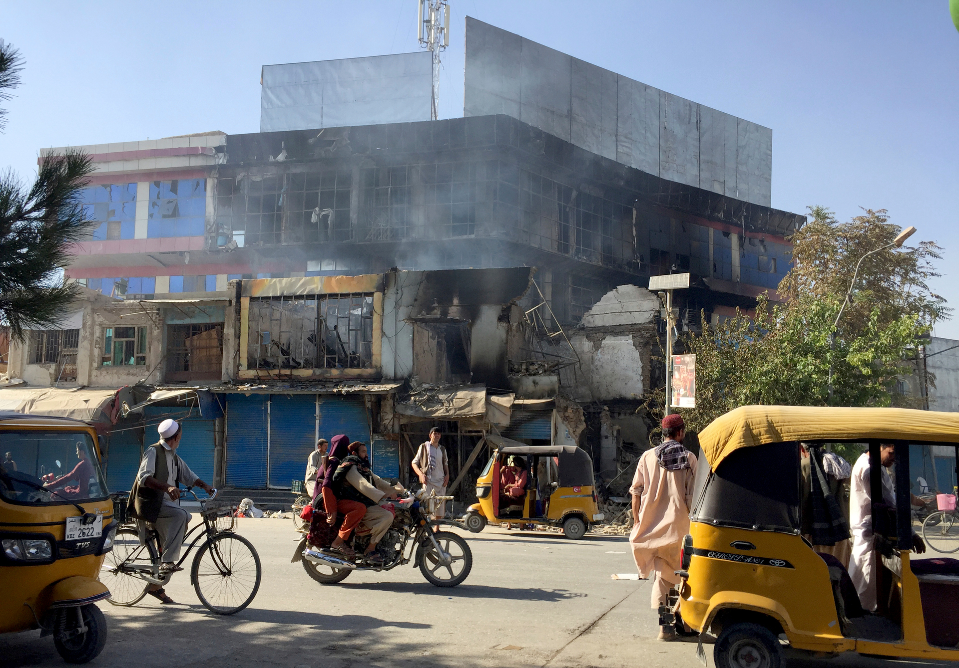 Shops are damaged shops after fighting between Taliban and Afghan security forces in Kunduz city. Photo / AP