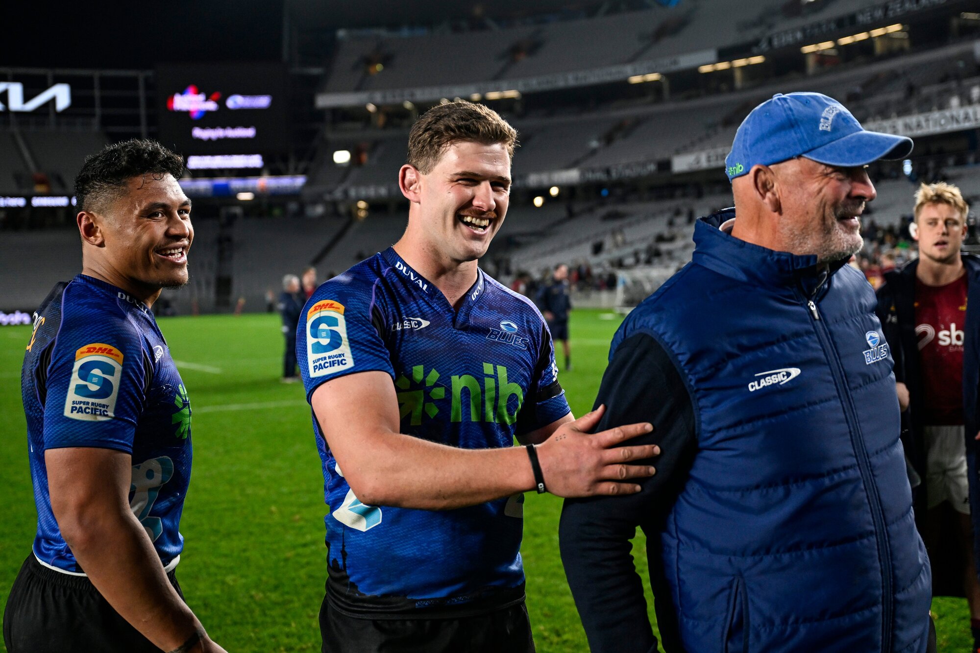 Dalton Papali'i with Vern Cotter: 