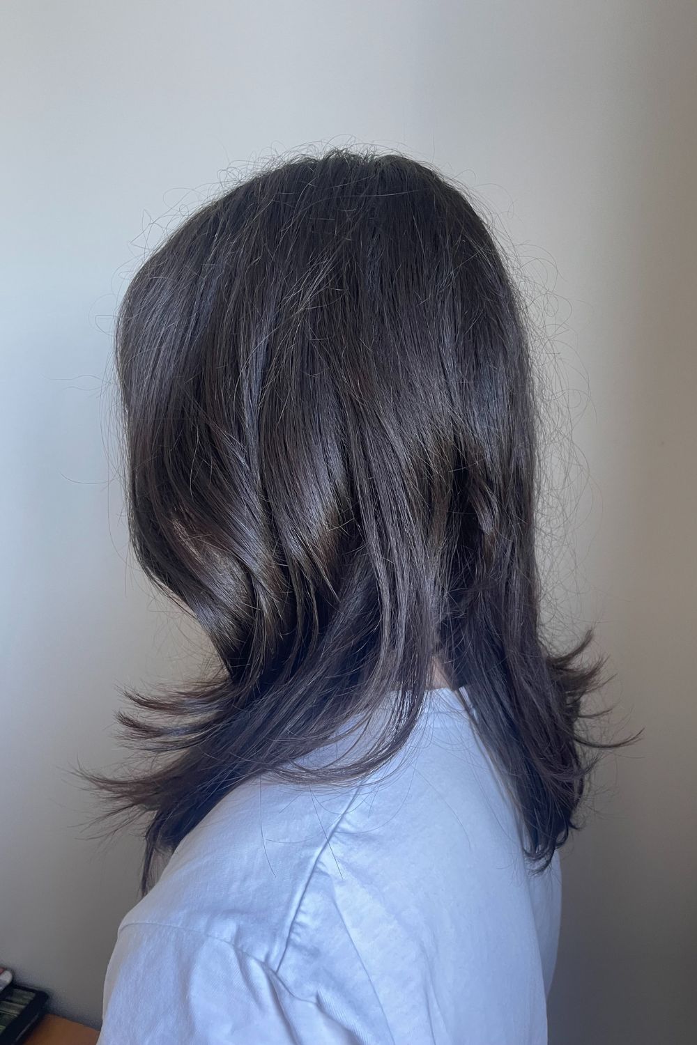 Maddy’s results after using the angled dryer, 32mm round brush and the curlers on wet hair. 