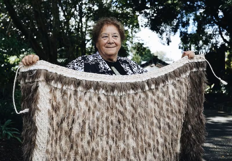 Master weaver Rānui Ngārimu holding Hono ki Matariki, which is to be worn by the New Zealand flagbearers at the Paris 2024 Olympic Games.