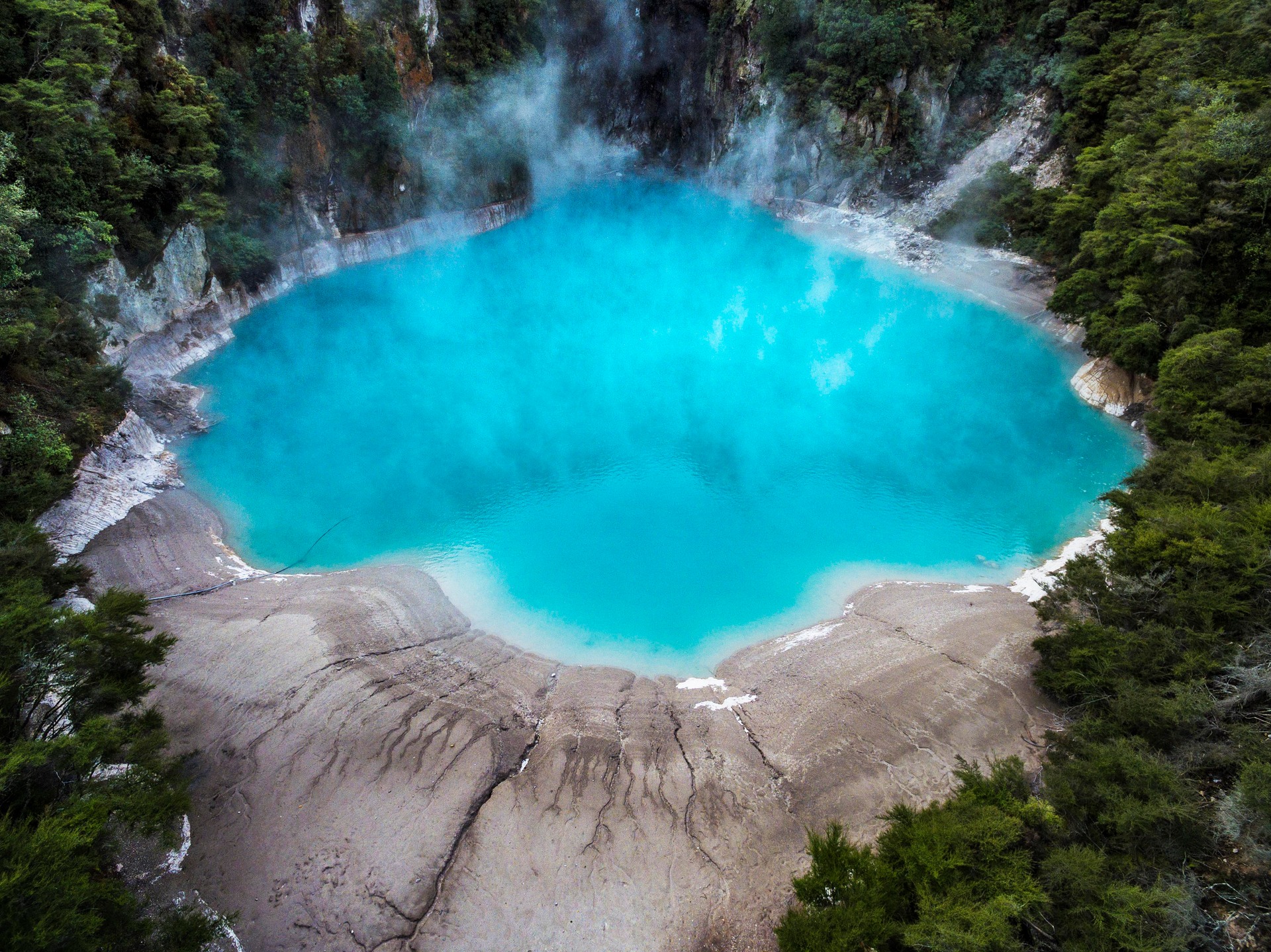 9 New Zealand places with unbelievably blue water - NZ Herald