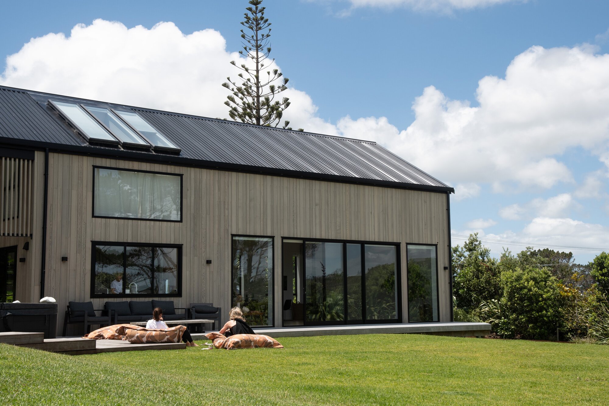 Kula is an elegant wellness-aligned event space in west Auckland.