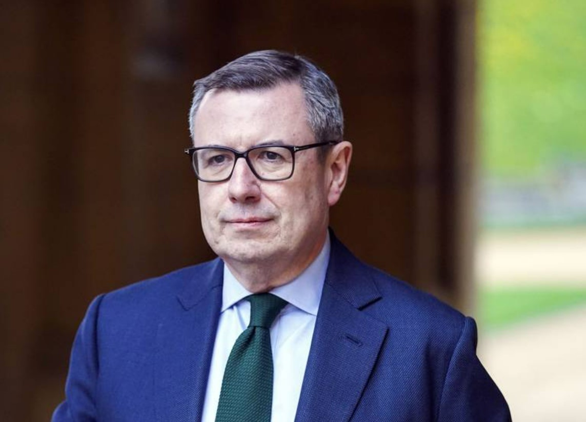 The Queen's private secretary, Sir Edward Young, and Prince Harry are said to have 