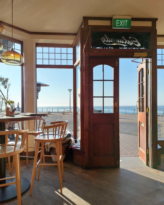 The sun drenched Esplanade restaurant by St Clair Beach is one of Juliette's favourite places to dine in Dunedin. Photo / @esplanade_dunedin