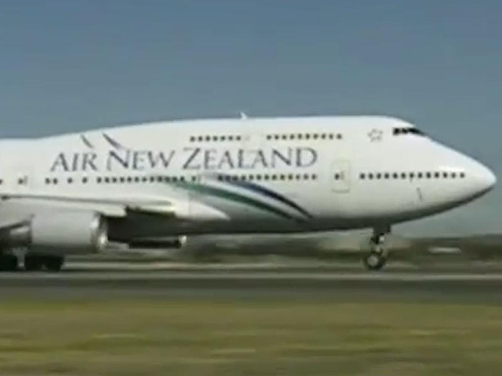 Air NZ bids farewell to its last Boeing 747 - NZ Herald