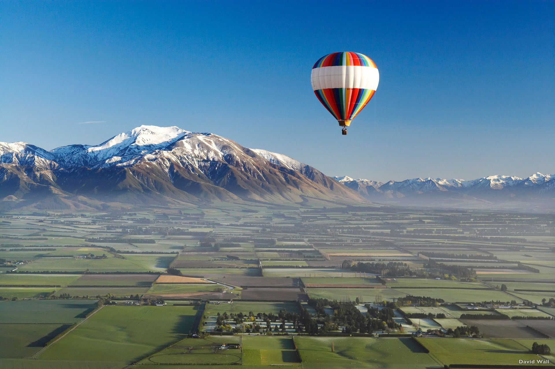 Balooning over the Canterbuy Plains. Photo / David Wall, TNZ
