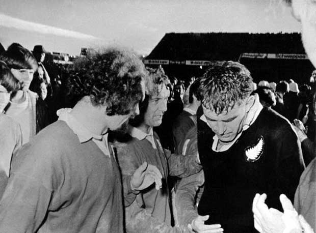 Colin Meads walks from the field following a 1971 defeat to the Lions.