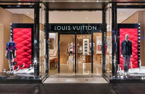 Police: Louis Vuitton burglars took more than $120,000 in merchandise
