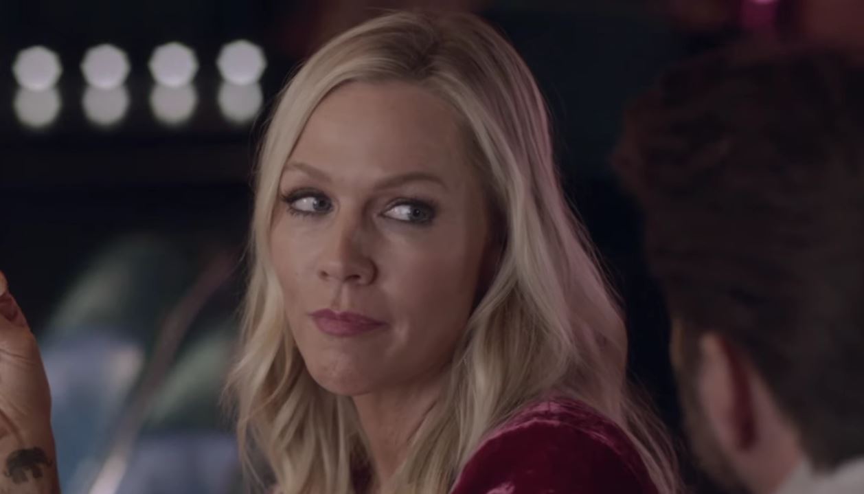 Jennie Garth, who plays Kelly Taylor, told Us Weekly earlier this year that the reboot would feature a lot of references to the original show. Image / Fox