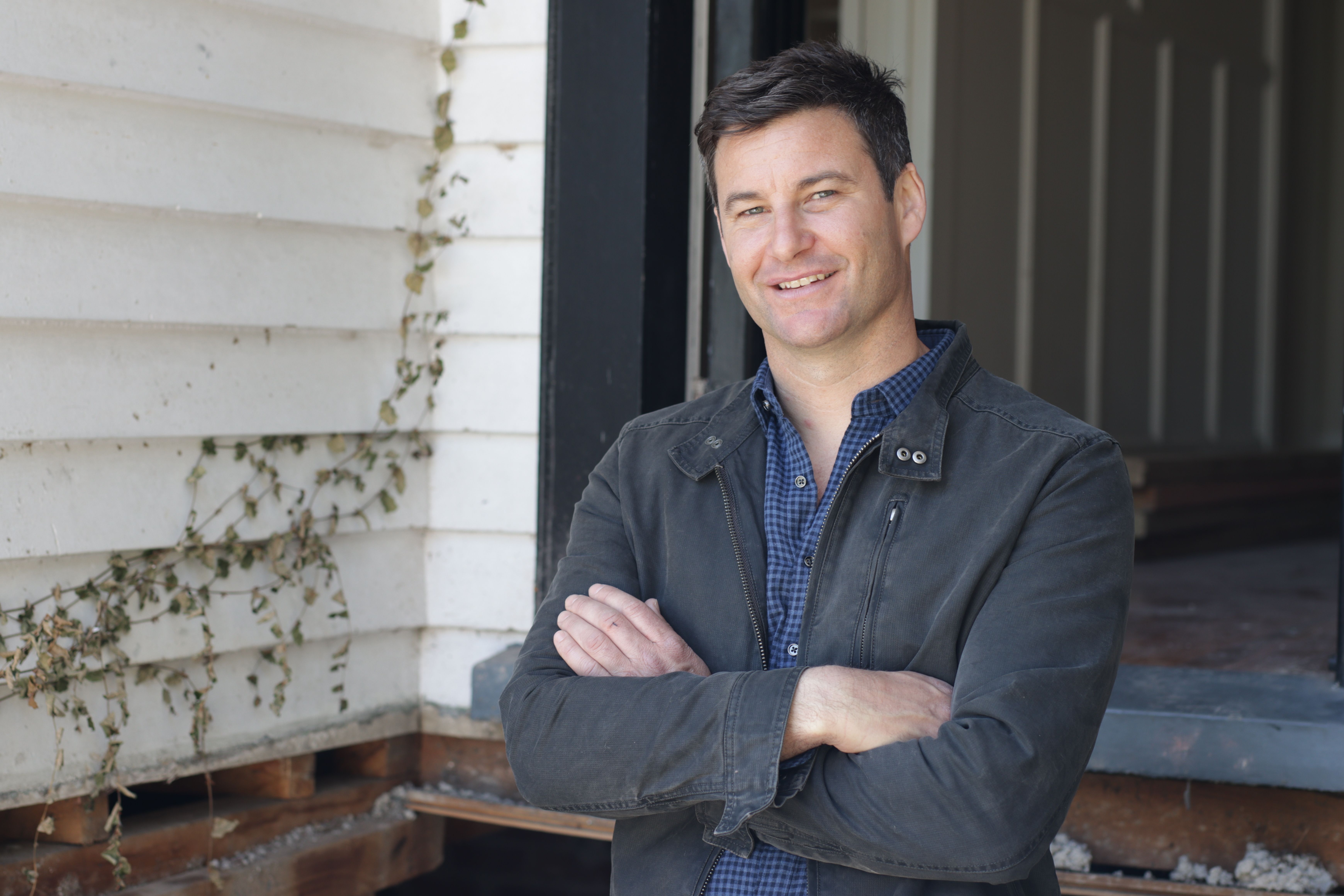 Clarke Gayford is closing the door on TVNZ's Moving Houses. Photo / TVNZ