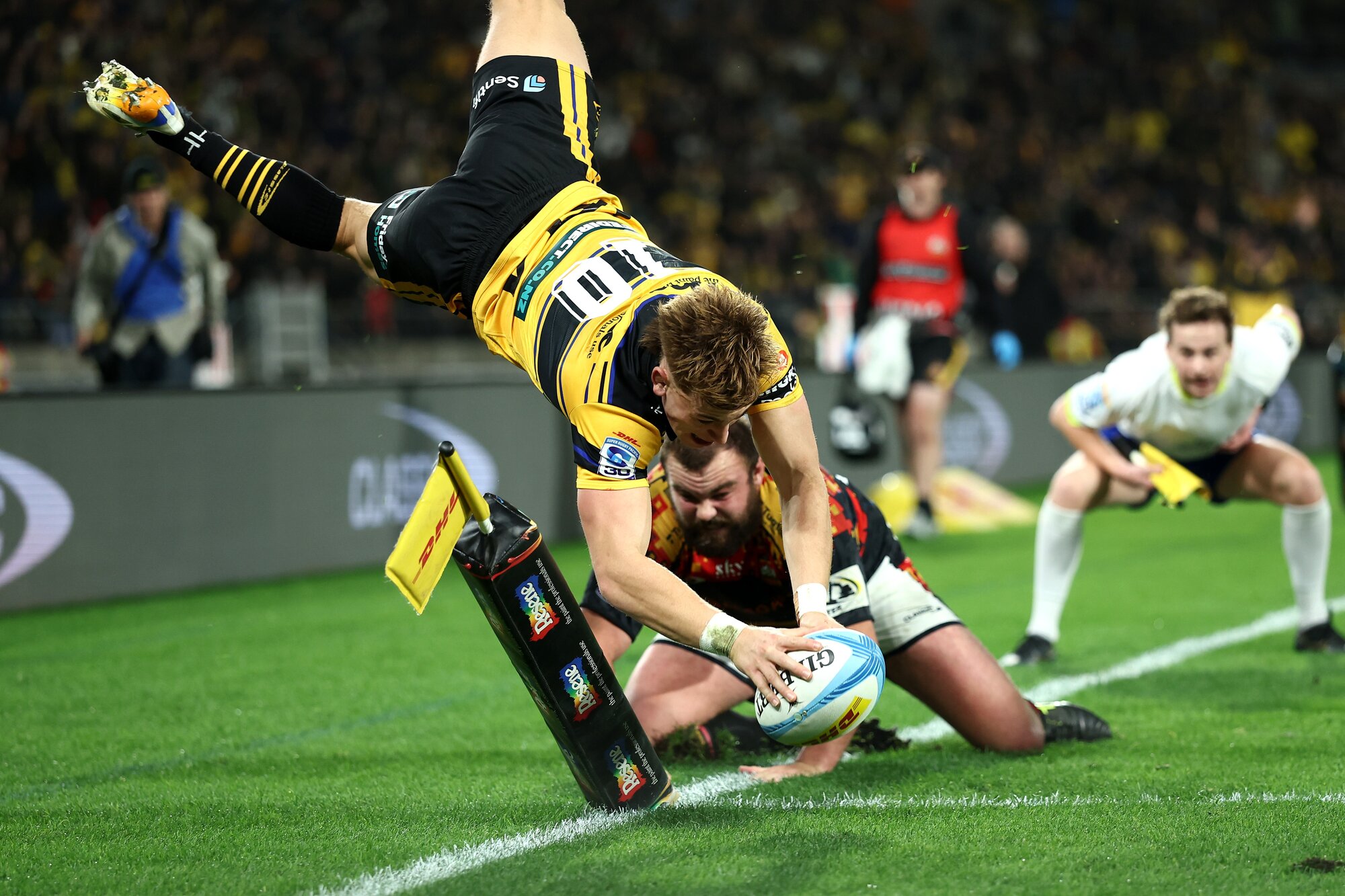 Ruben Love gets aerial as he scores a try against the Chiefs. Photo / Getty Images