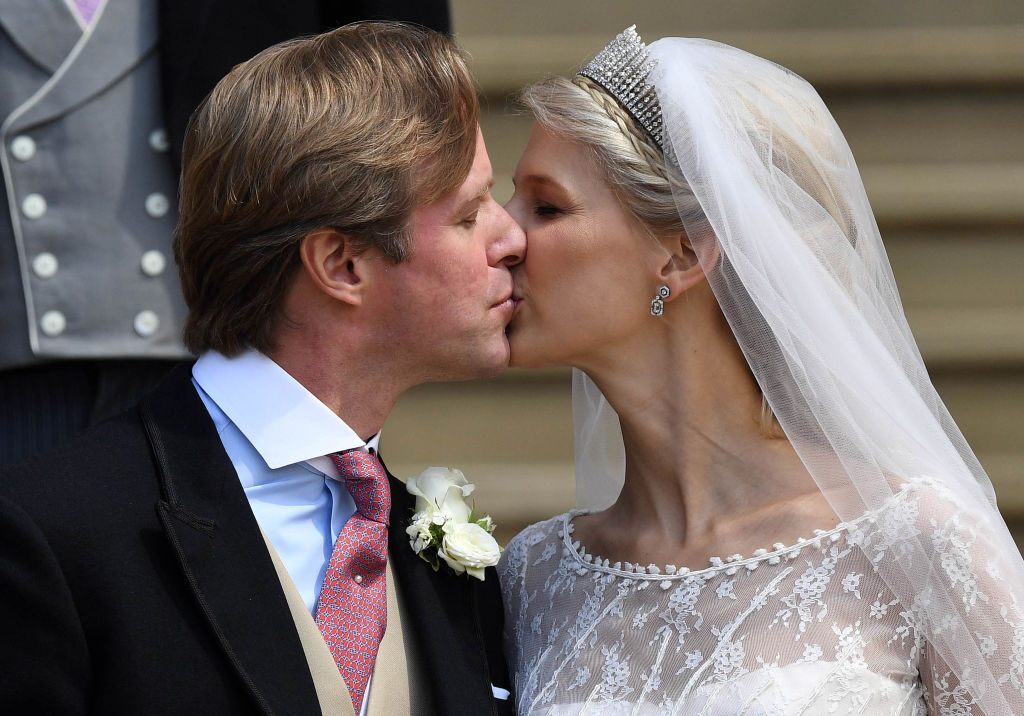 Lady Gabriella Windsor and Thomas Kingston share a kiss on the steps after marrying in St George's Chapel. Photo / Getty Images