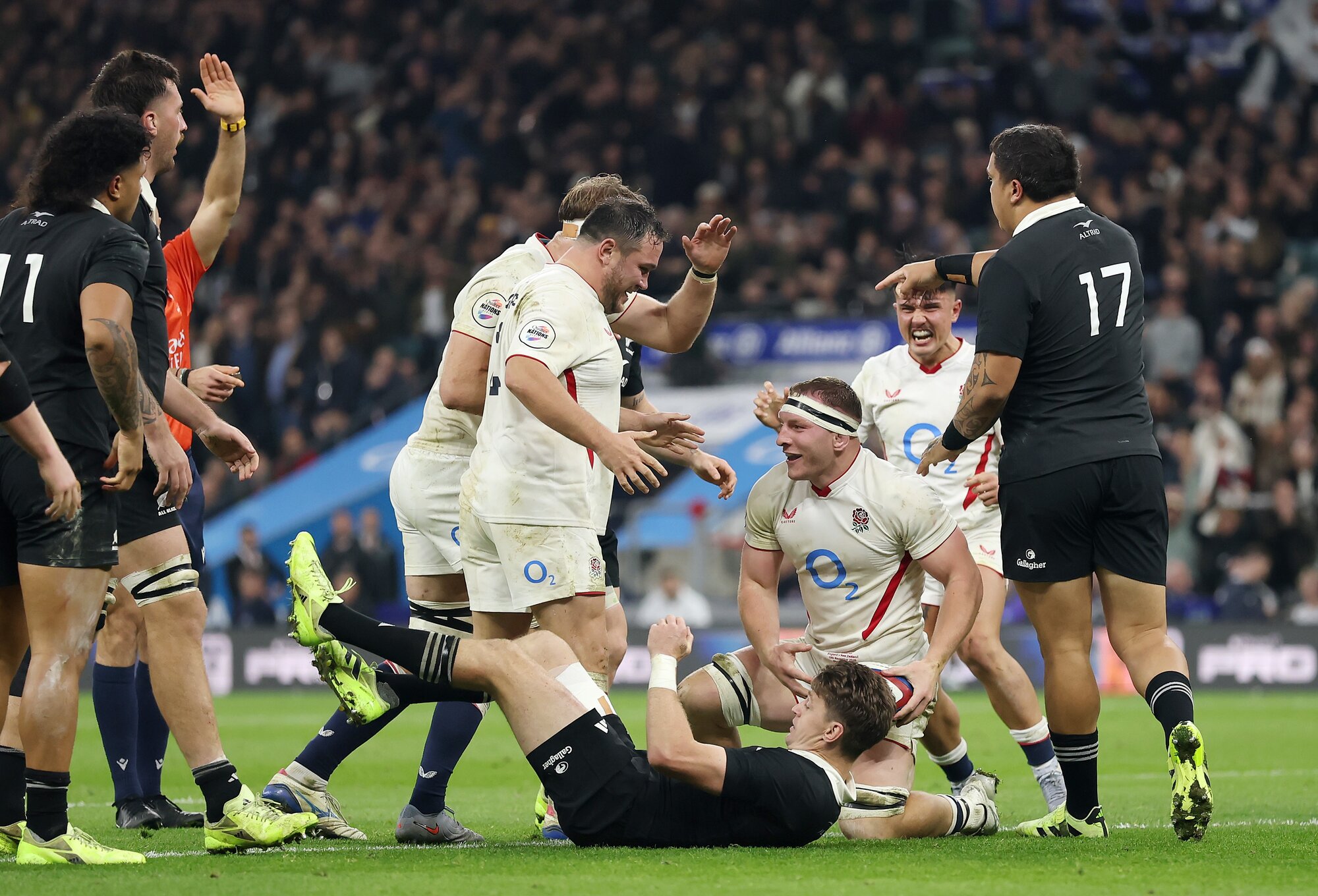 England celebrate Sam Underhill's try against the All Blacks. Photo / Getty Images