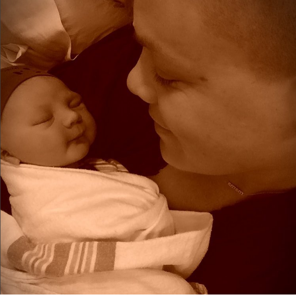 Pink announced the birth of her new son with a photo posted online. Photo/Instagram