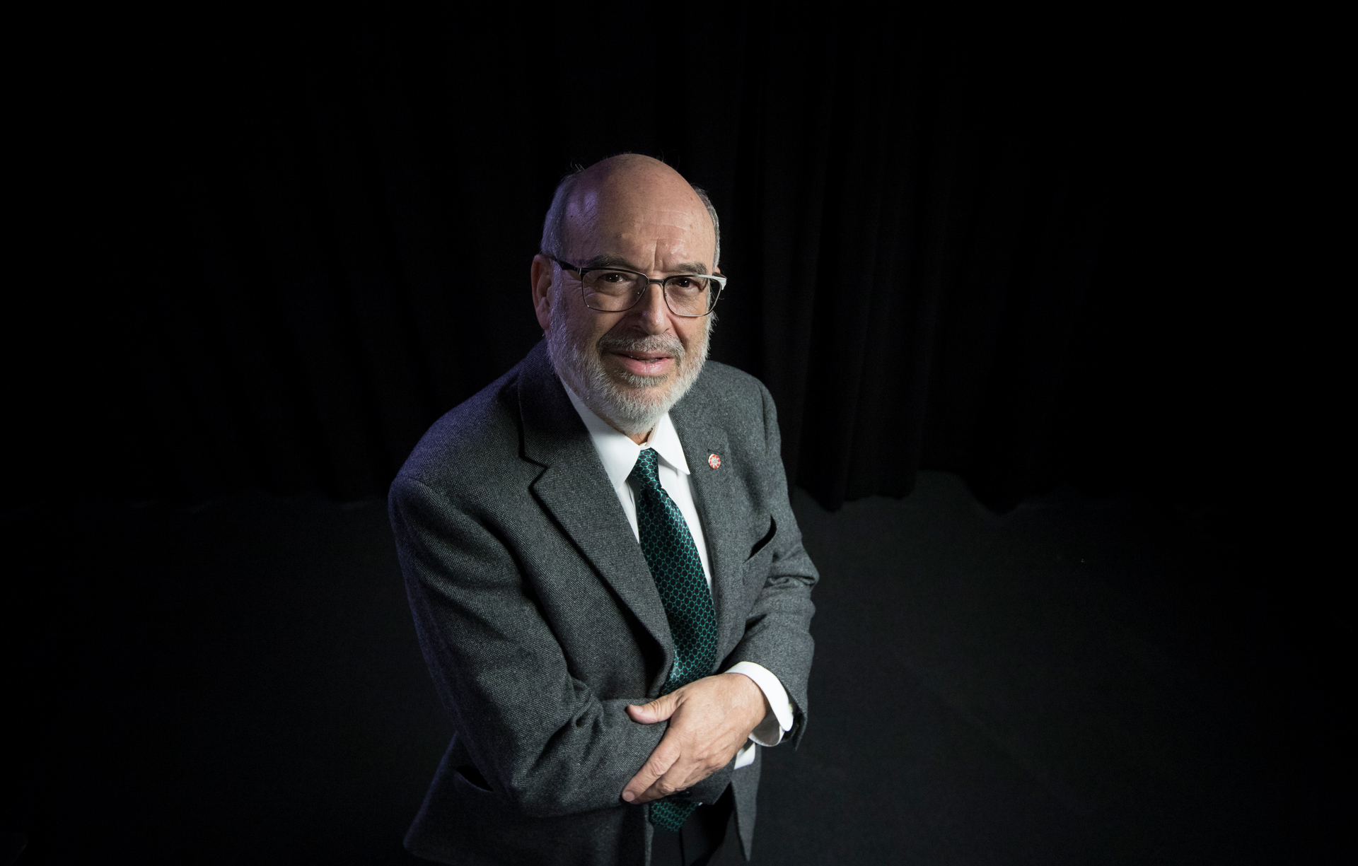  Sir Peter Gluckman: 