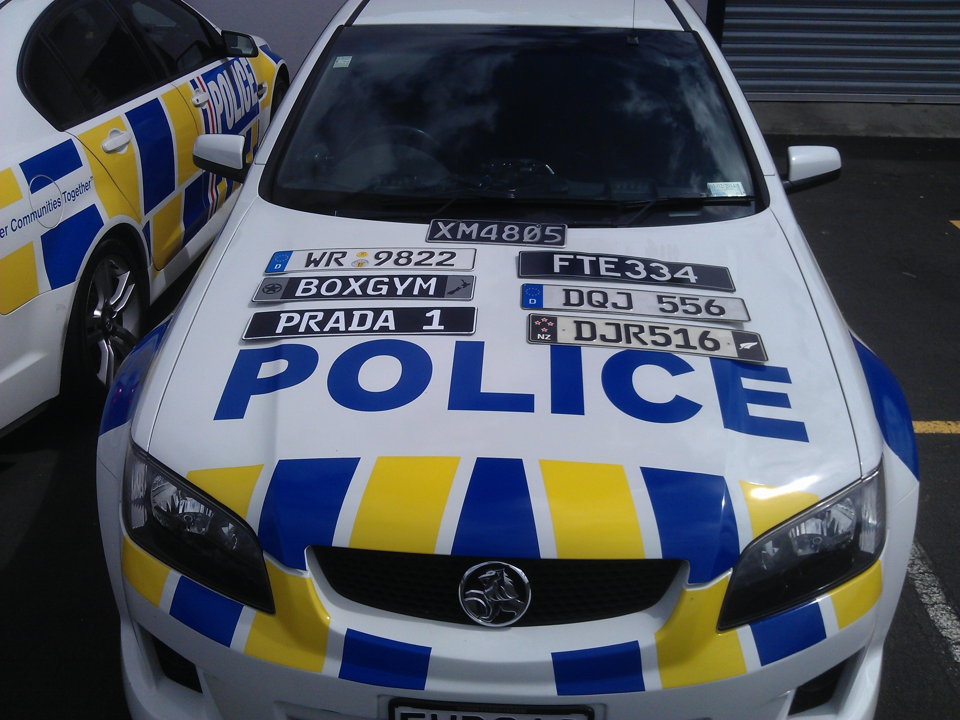 Lograr compañerismo Todavía Police warn buyers on cheaper fake licence plates - NZ Herald