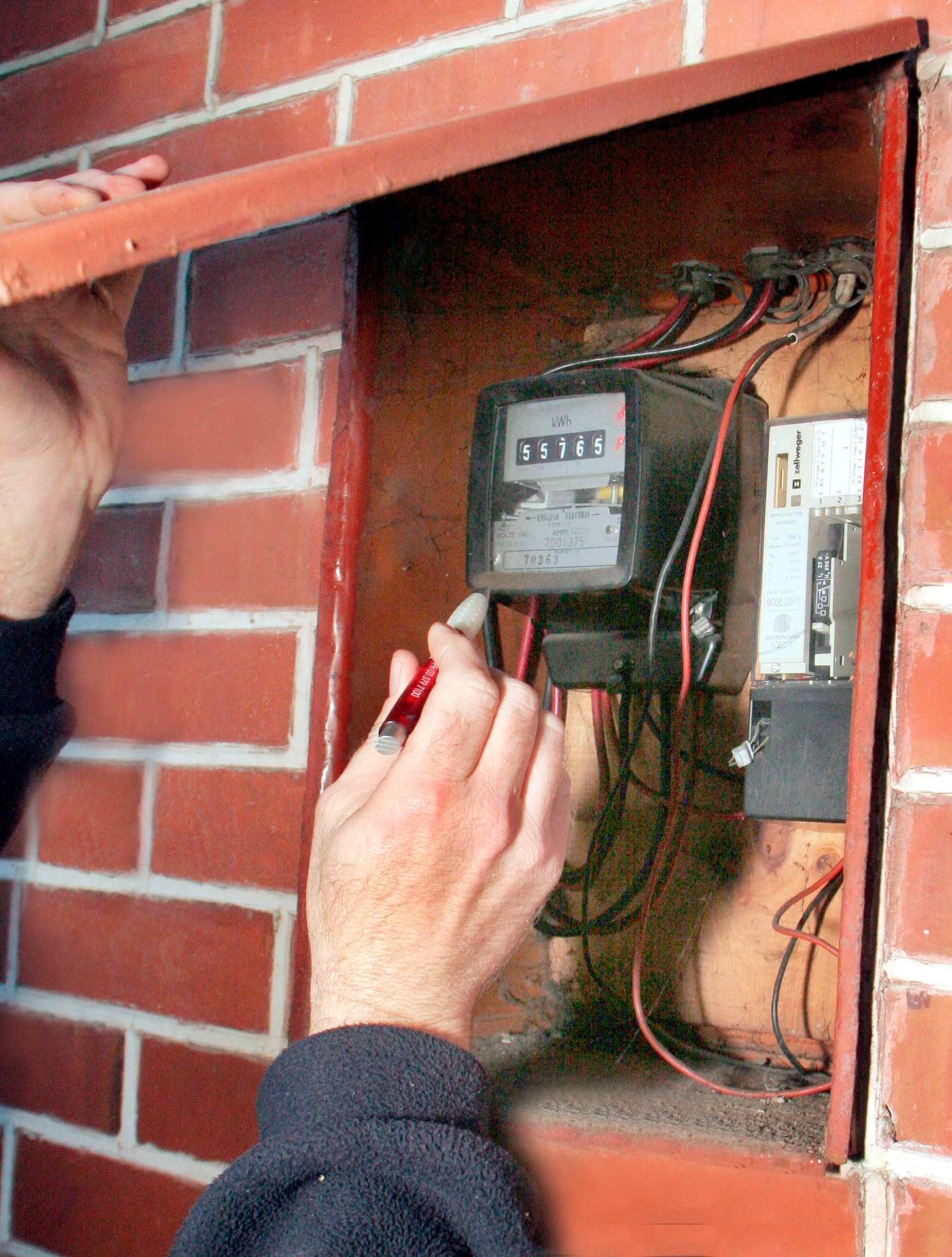 Fincap's Jake Lilley says if power companies find it hard to look at a customer's usage and figure they'd be better off on another plan, those customers will have an even harder time. Photo /  NZME