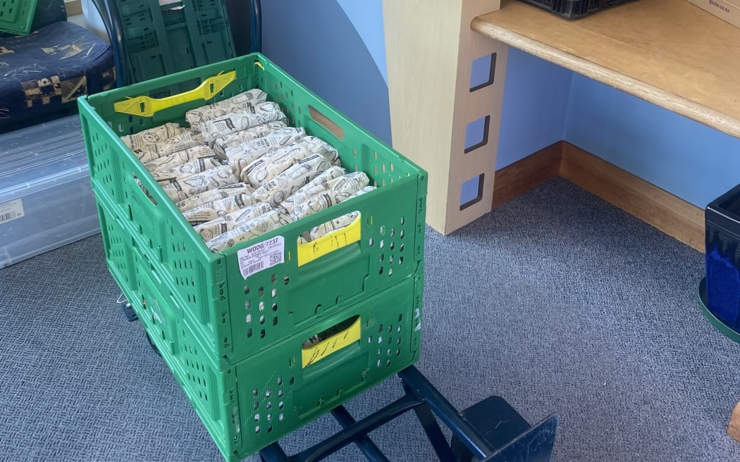 Lunches left over at the end of the day at Massey Primary. Photo / Louise Ternouth, RNZ