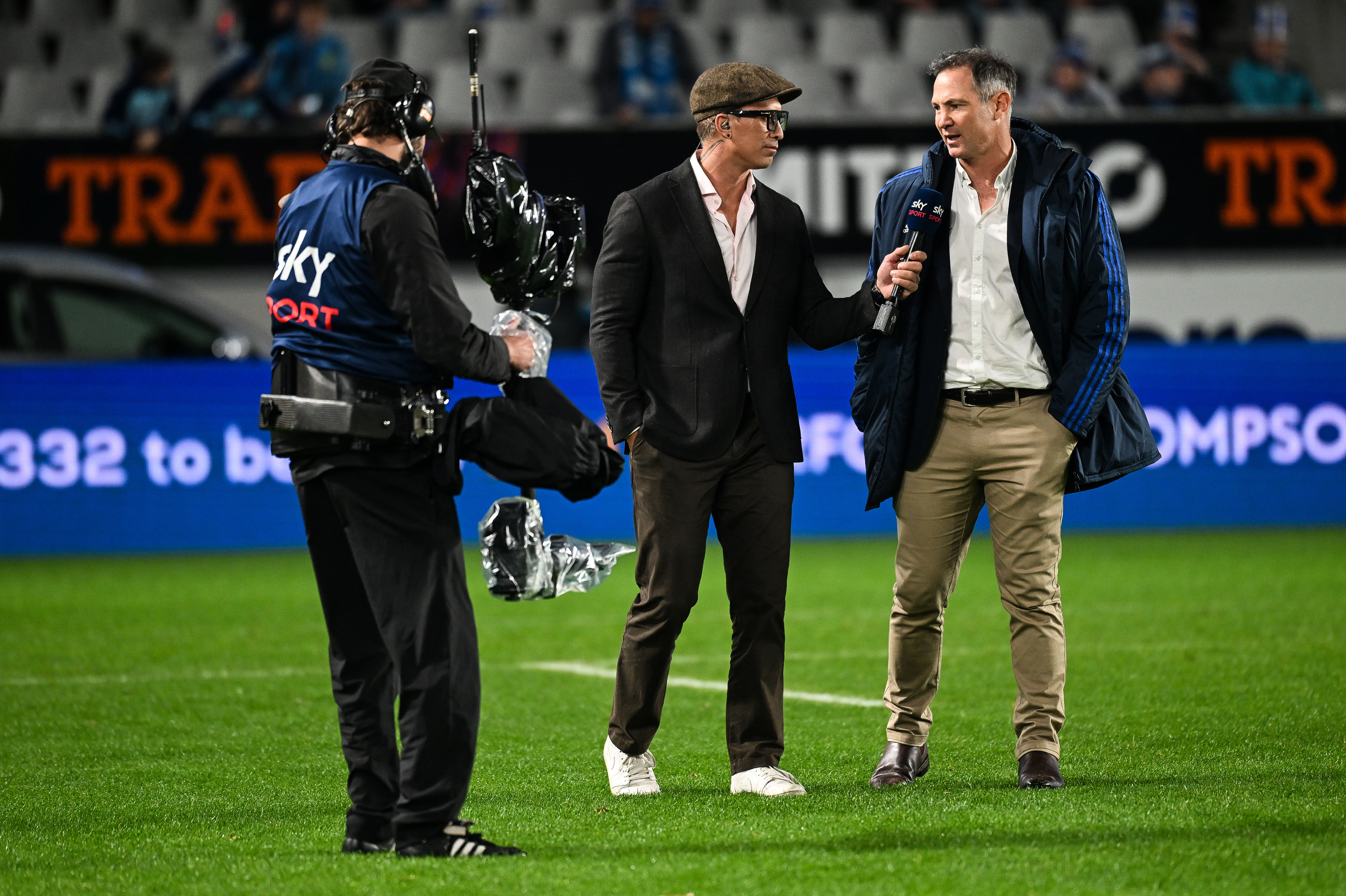 Former Blues coach Leon MacDonald is interviewed by Karl Te Nana of Sky Sports. Photo / Andrew Cornaga / www.photosport.nz