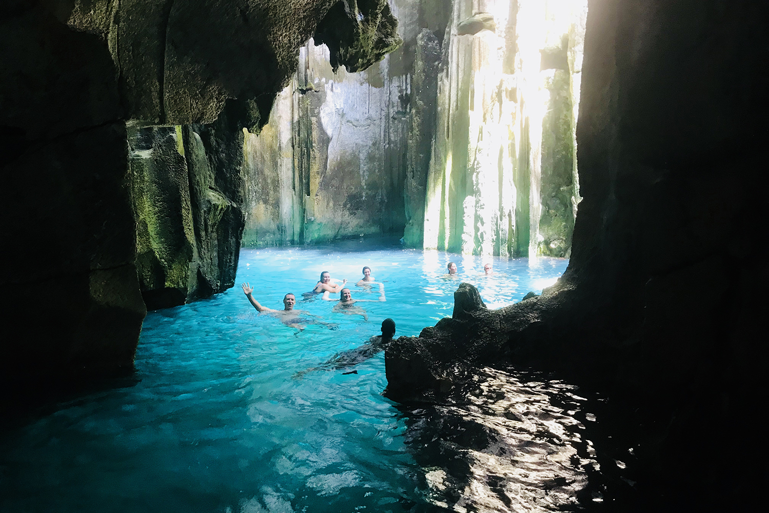 Experience a guided tour of dramatic ocean caves, famously featured in The Blue Lagoon (1980). Photo / Supplied