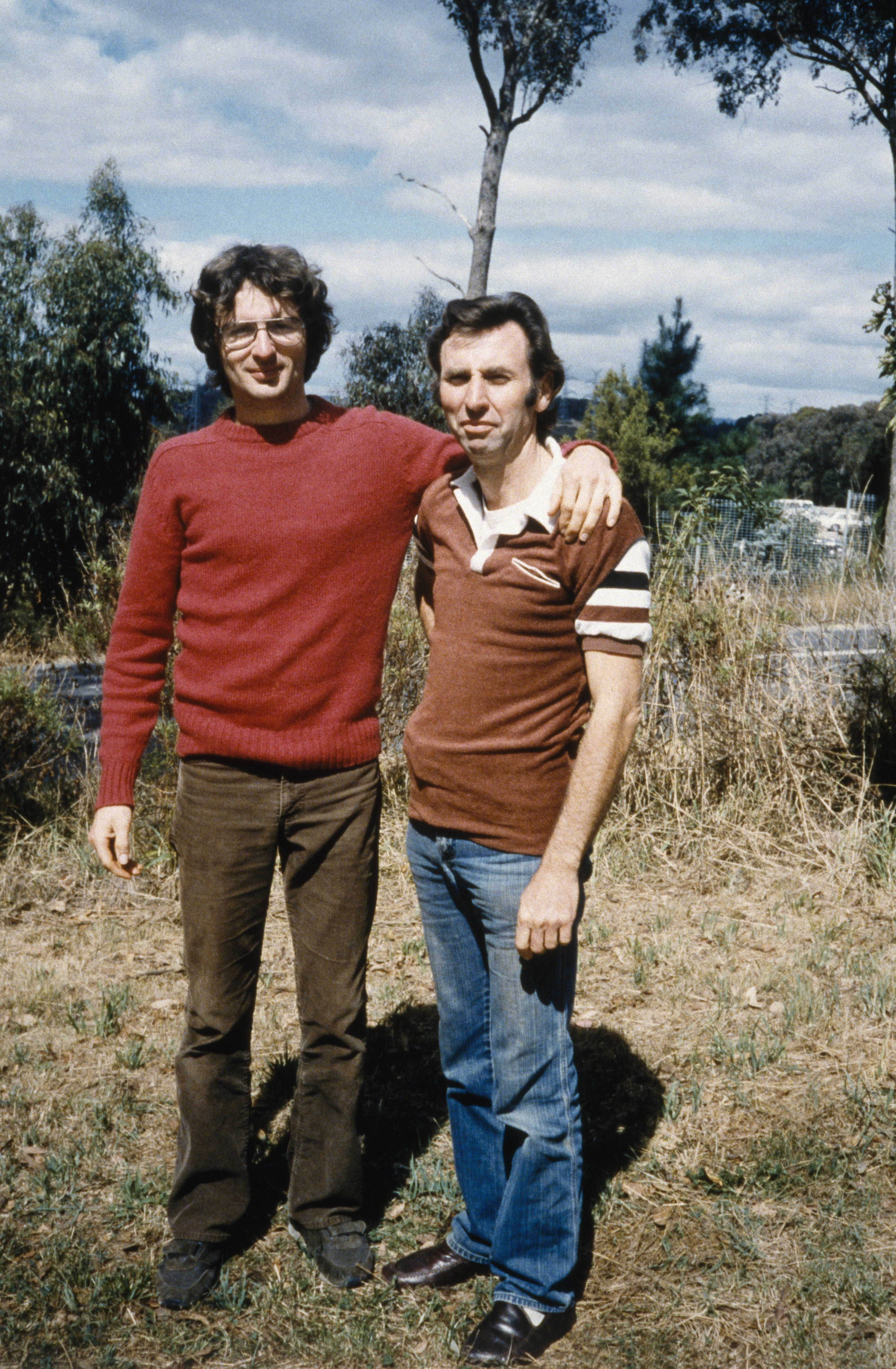 Branch Davidian founder David Koresh, left, during his first visit to Australia to recruit members. He was accompanied by Clive Doyle. Photo / Getty