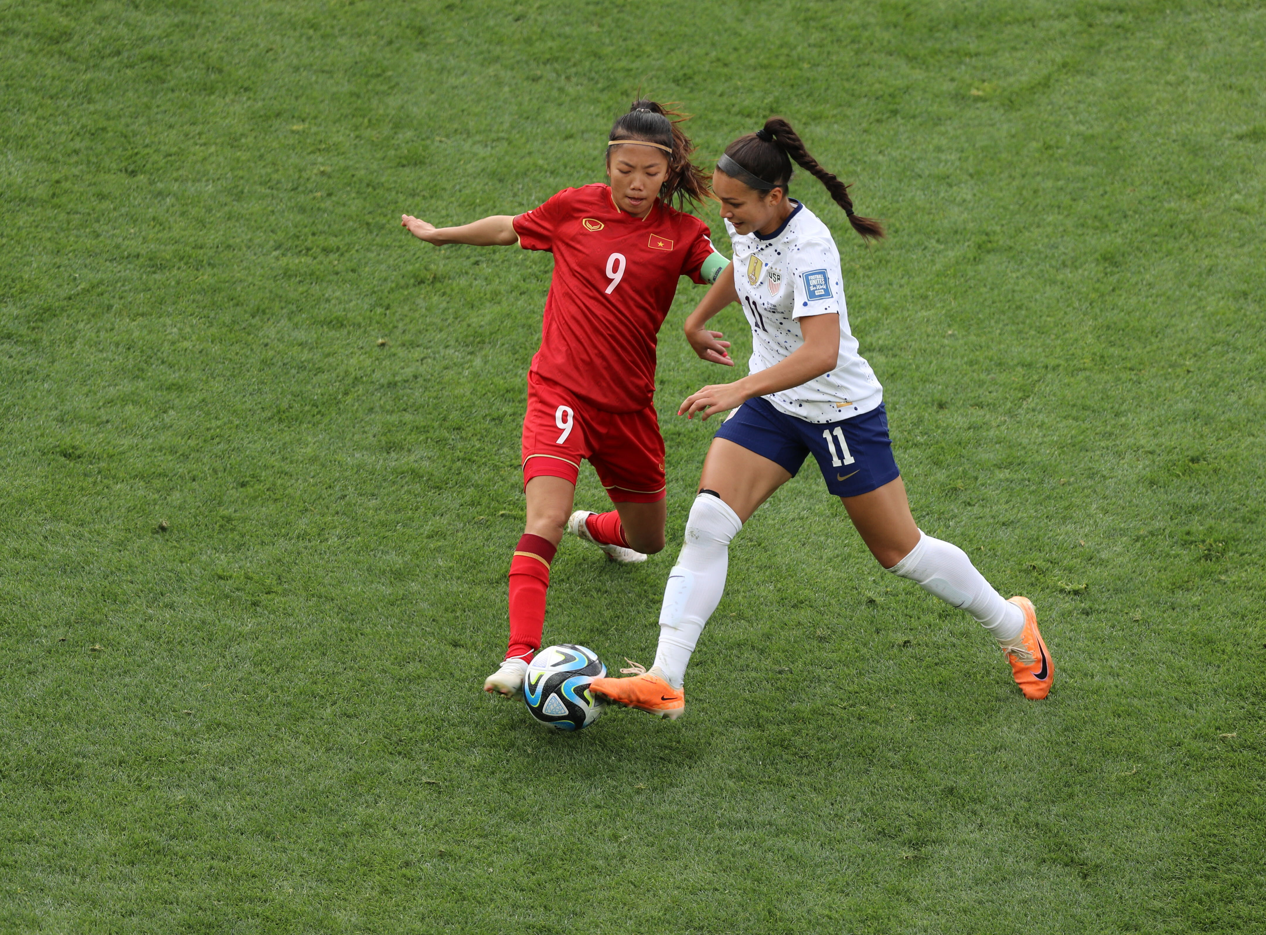 Sophia Smith scores twice for US in 3-0 victory over Vietnam to