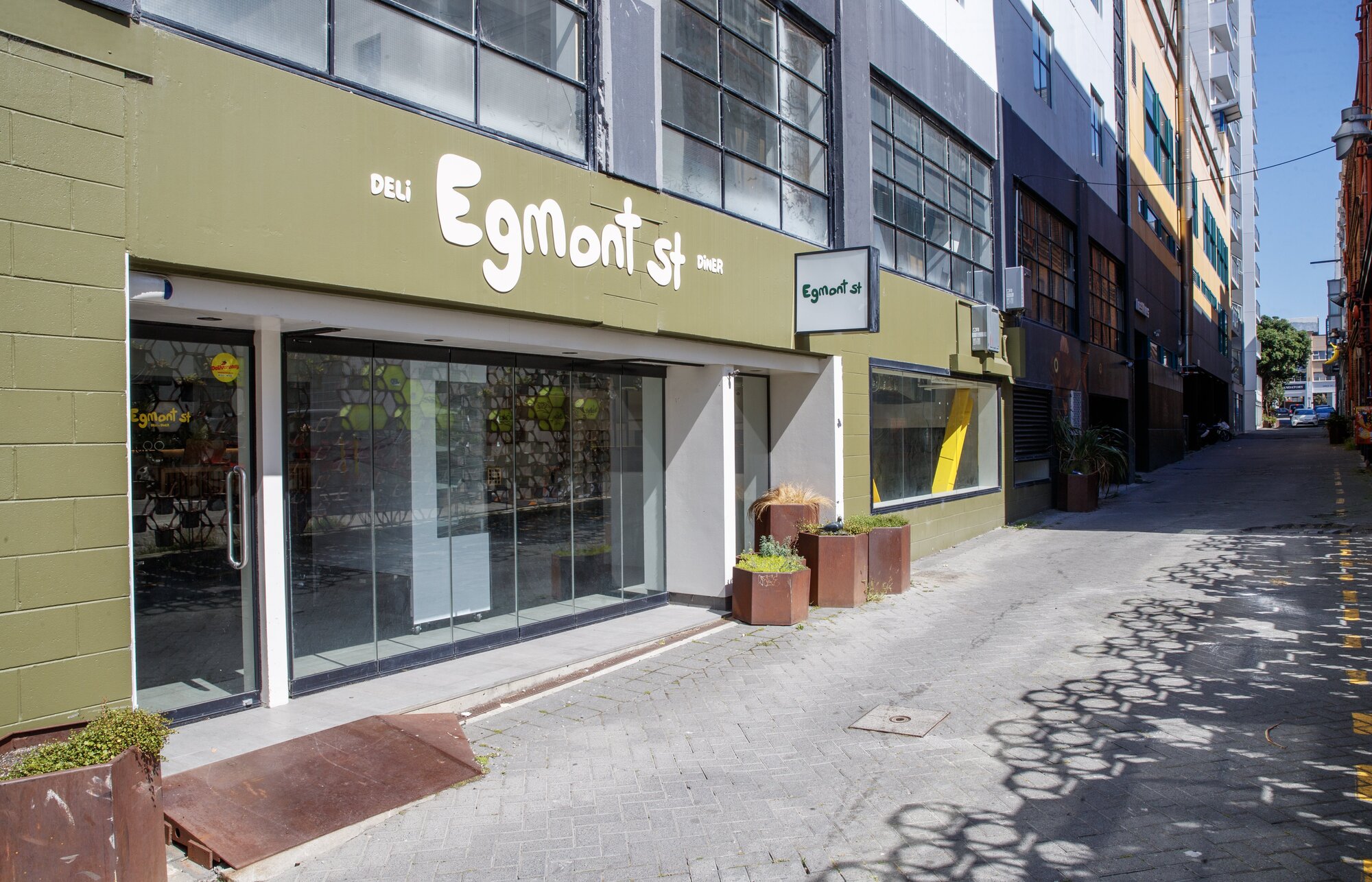 Egmont St Deli & Diner sits empty as a glum reminder of the culinary delights that are no more. Photo / Mark Mitchell










