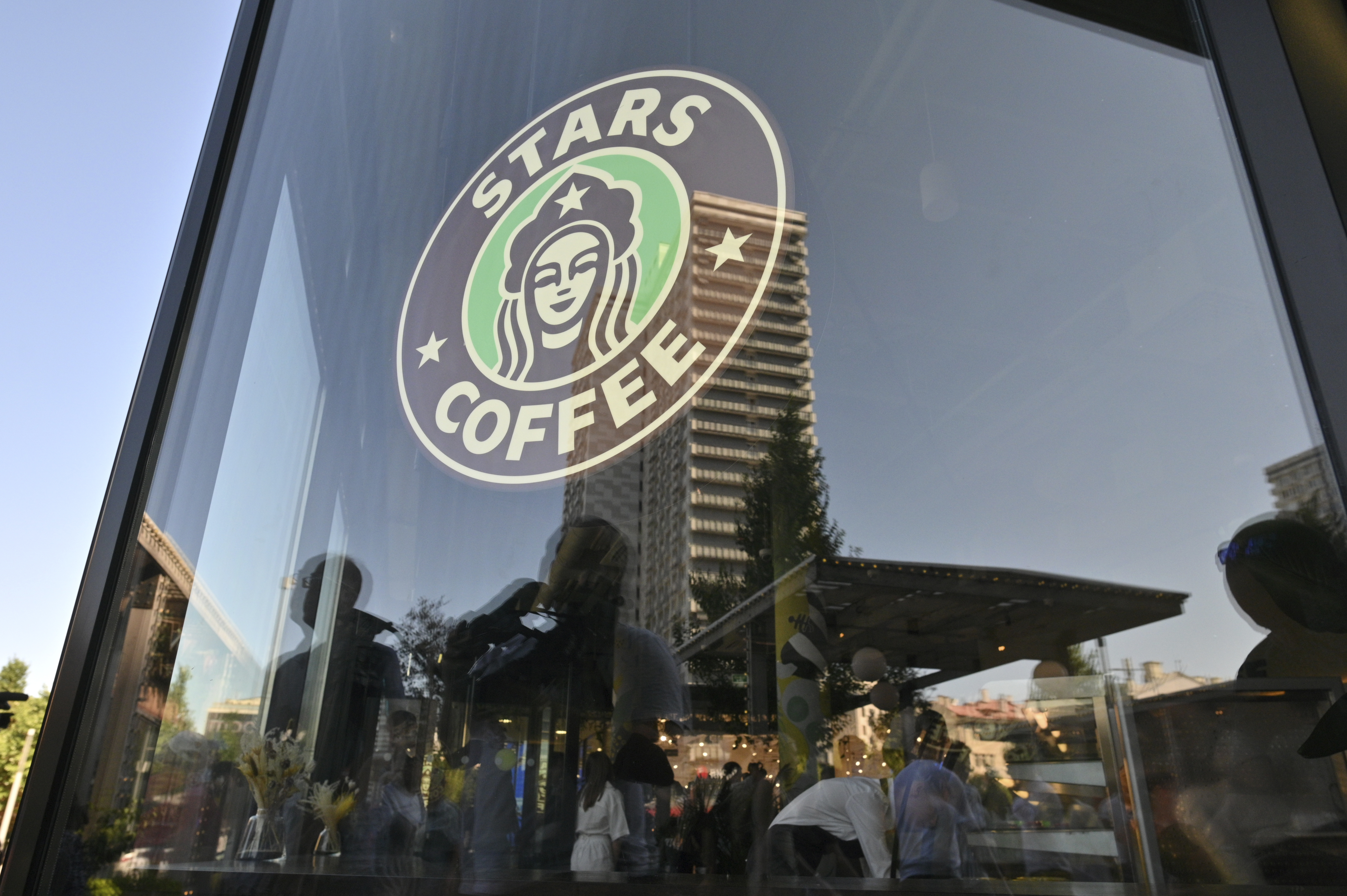 When Starbucks left Russia last year, the stores in Moscow were bought by two Russians. They opened up Stars Coffee in its place. Photo / AP