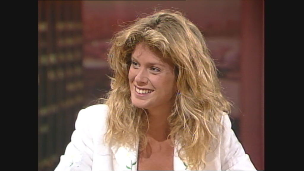 Rachel Hunter on the Holmes show in 1995. Photo / TVNZ
