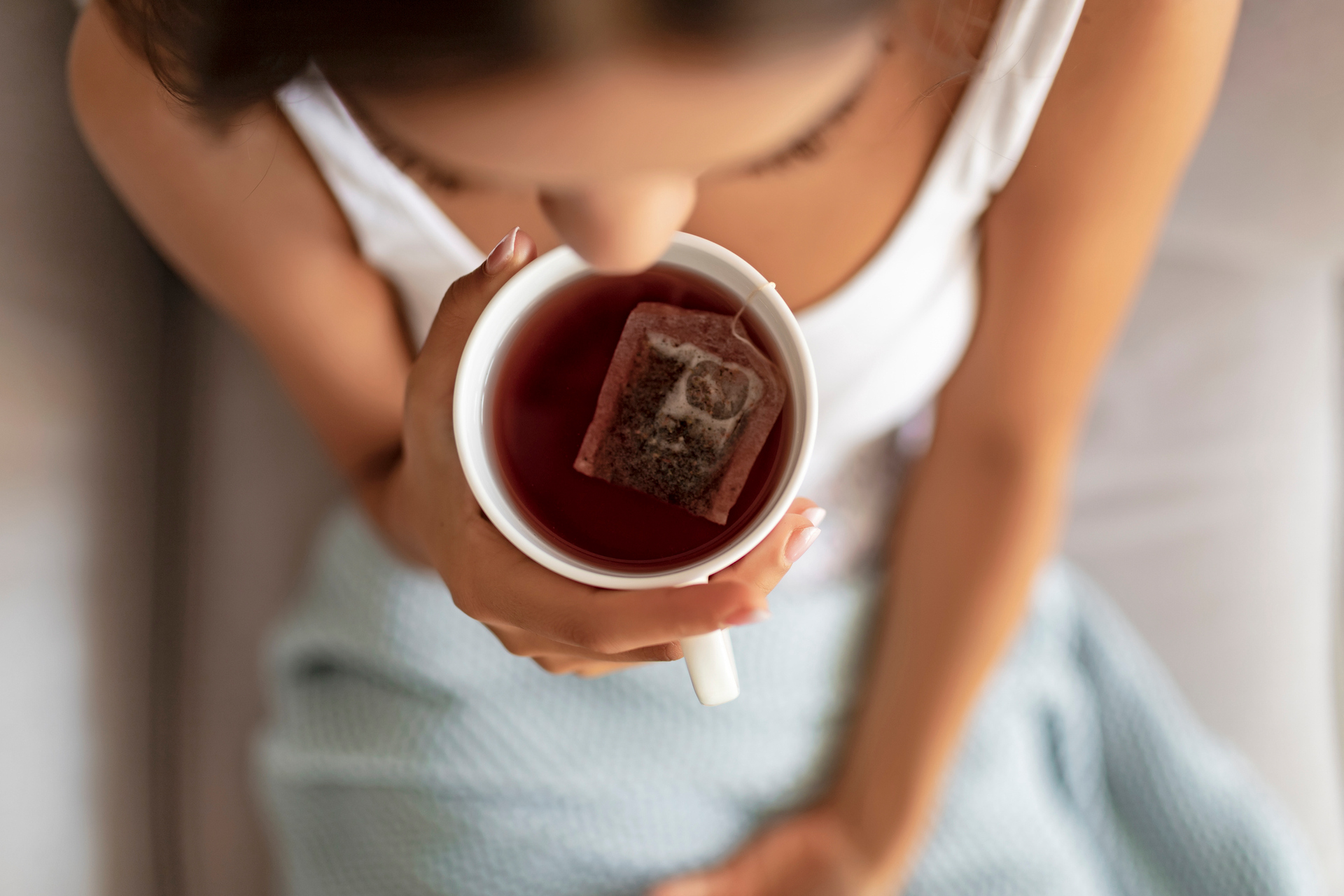 The NHS recommends warm milky drinks or herbal teas in the evenings instead. Photo / Getty Images