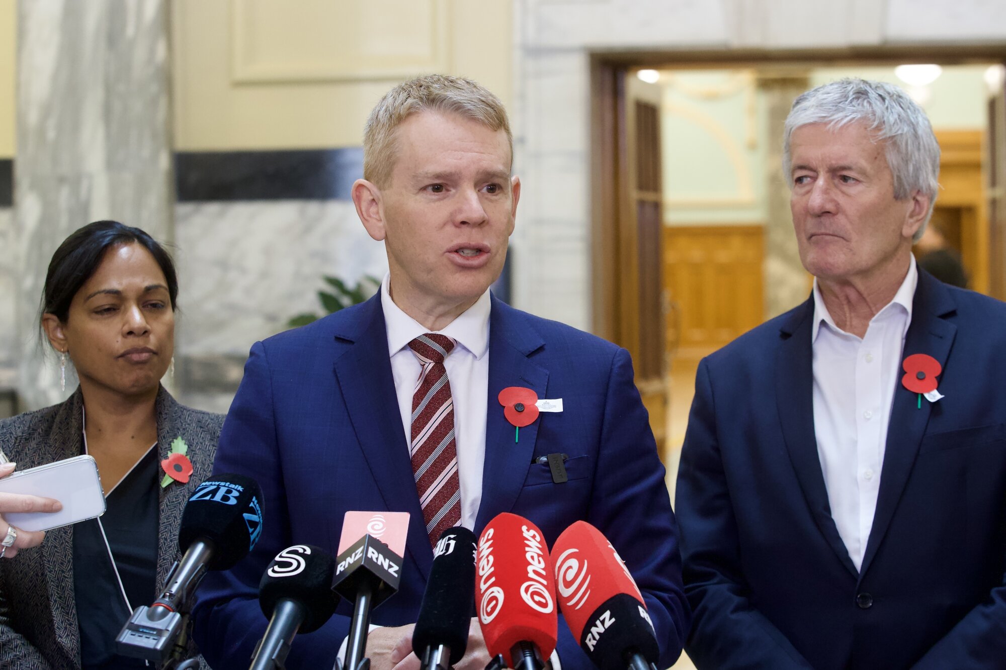  Labour leader Chris Hipkins (centre) has written to PM Christopher Luxon to say Labour would support legislation to pass the India free trade deal. Photo / Mark Mitchell
